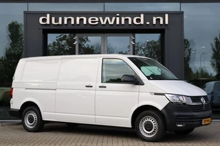 Volkswagen Transporter L2H1 *110PK*Navigatie*Trekhaak*Carplay*Cruise*Camera*NL-Auto
