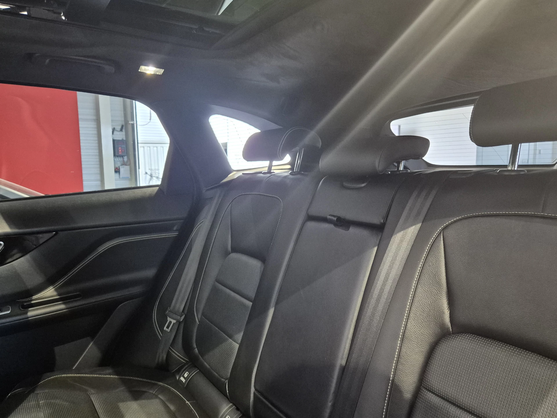 Hoofdafbeelding Jaguar F-PACE