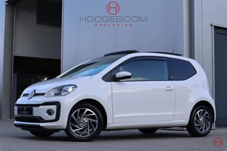 Hoofdafbeelding Volkswagen up! Volkswagen Up! 1.0 TSI 90 PK Sound up! / Panoramadak / Airco / 1e eigenaar