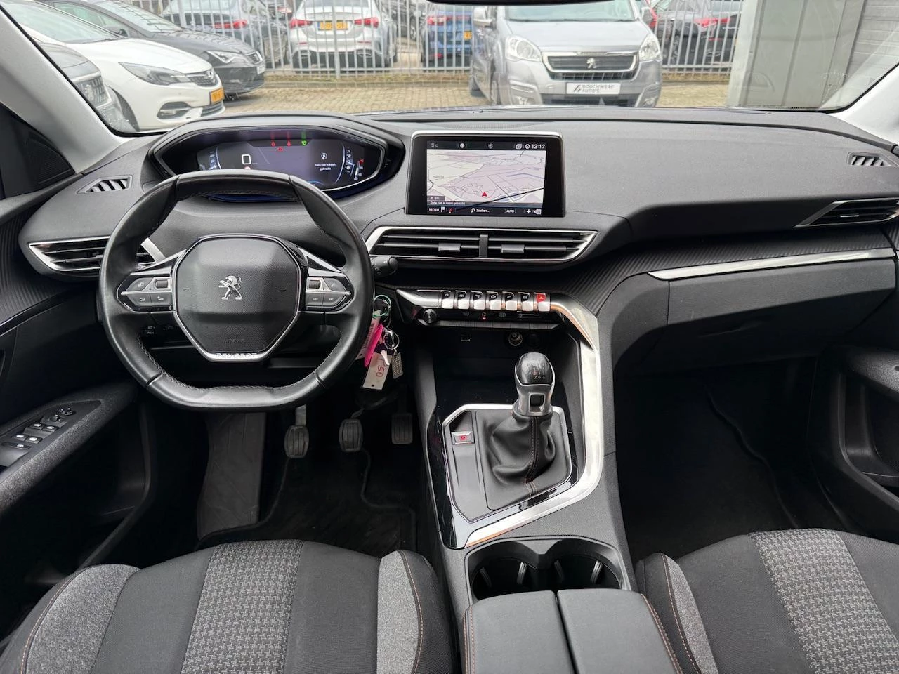 Hoofdafbeelding Peugeot 5008