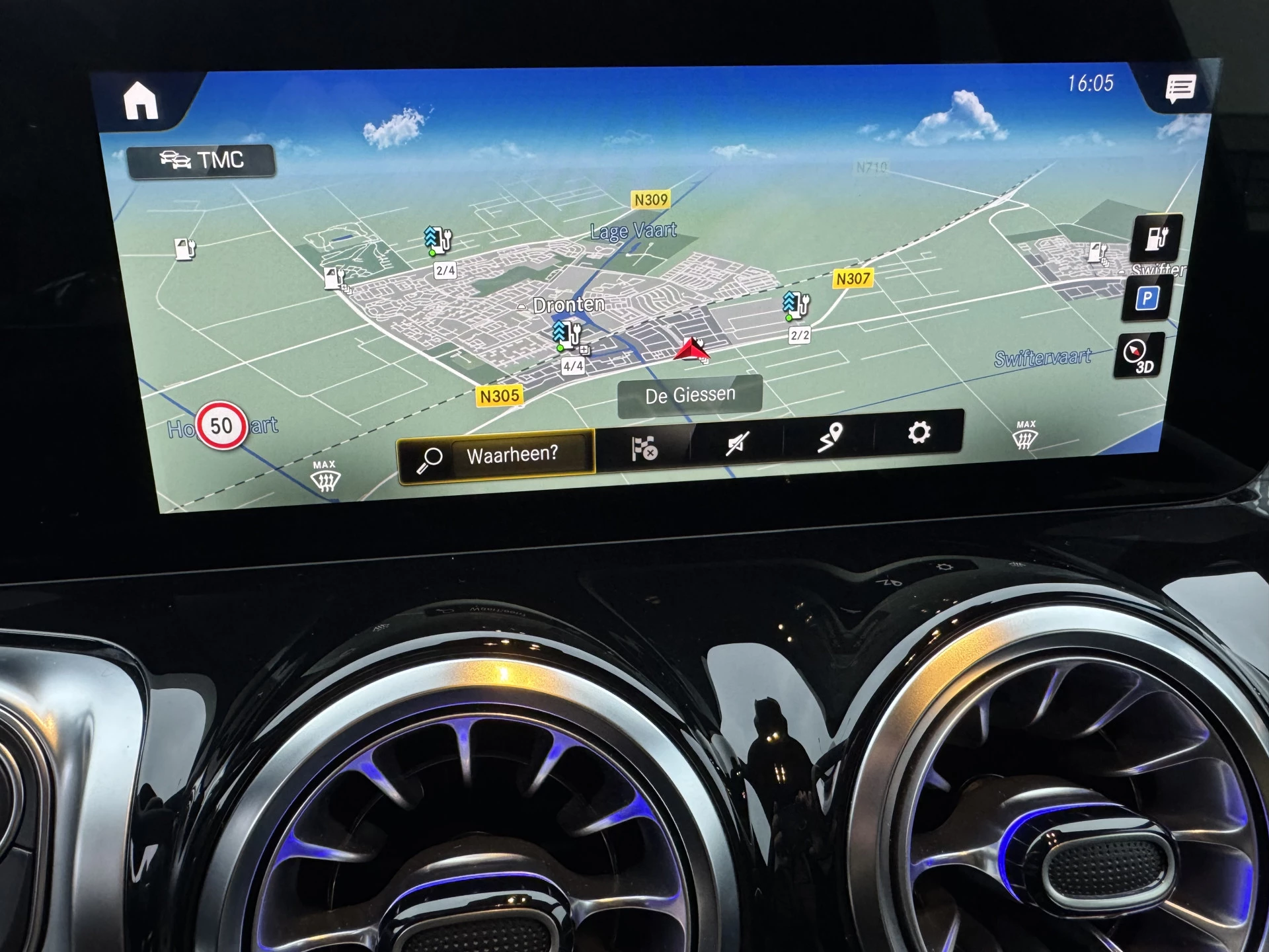 Hoofdafbeelding Mercedes-Benz EQB