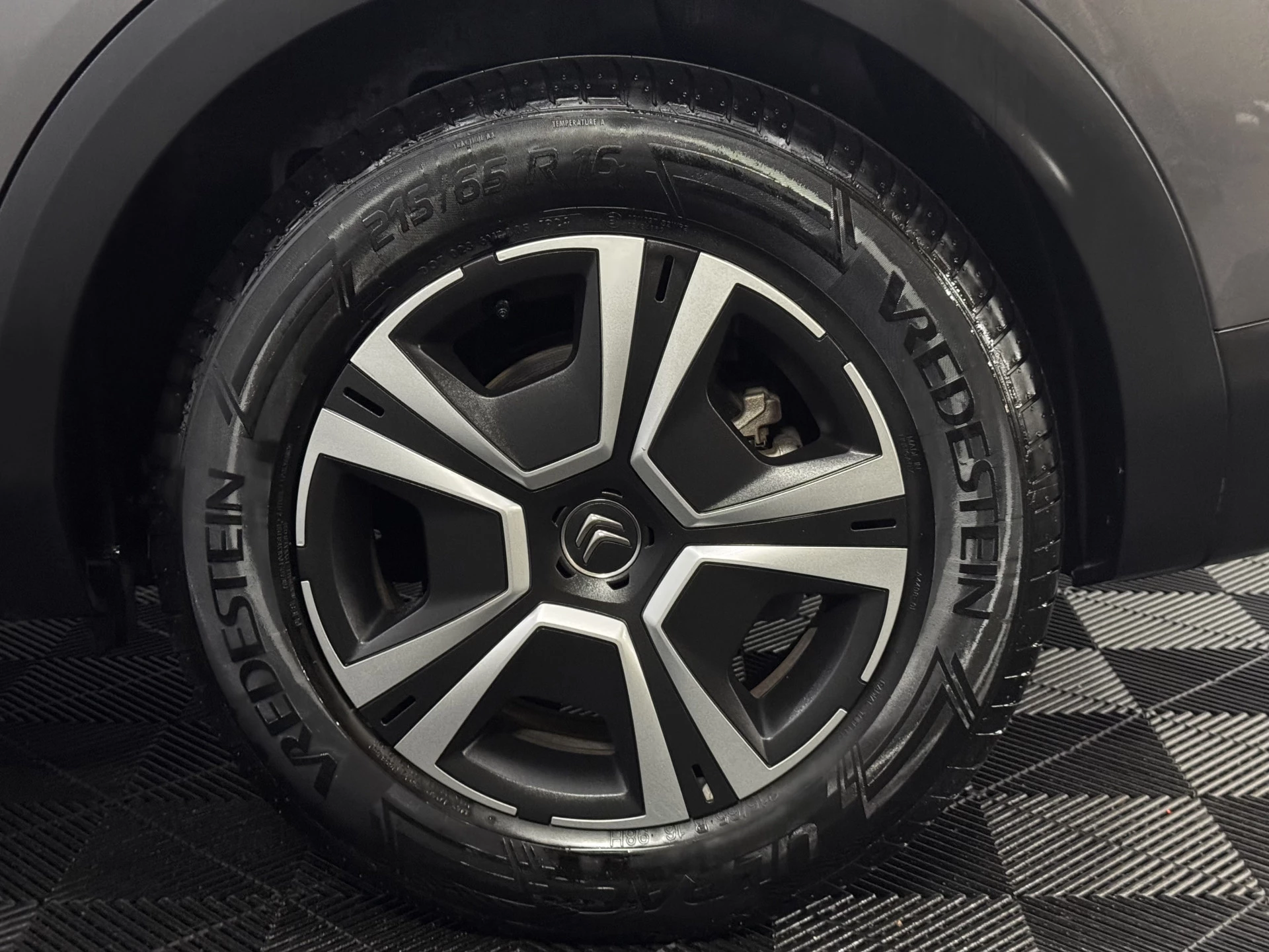 Hoofdafbeelding Citroën ë-C4