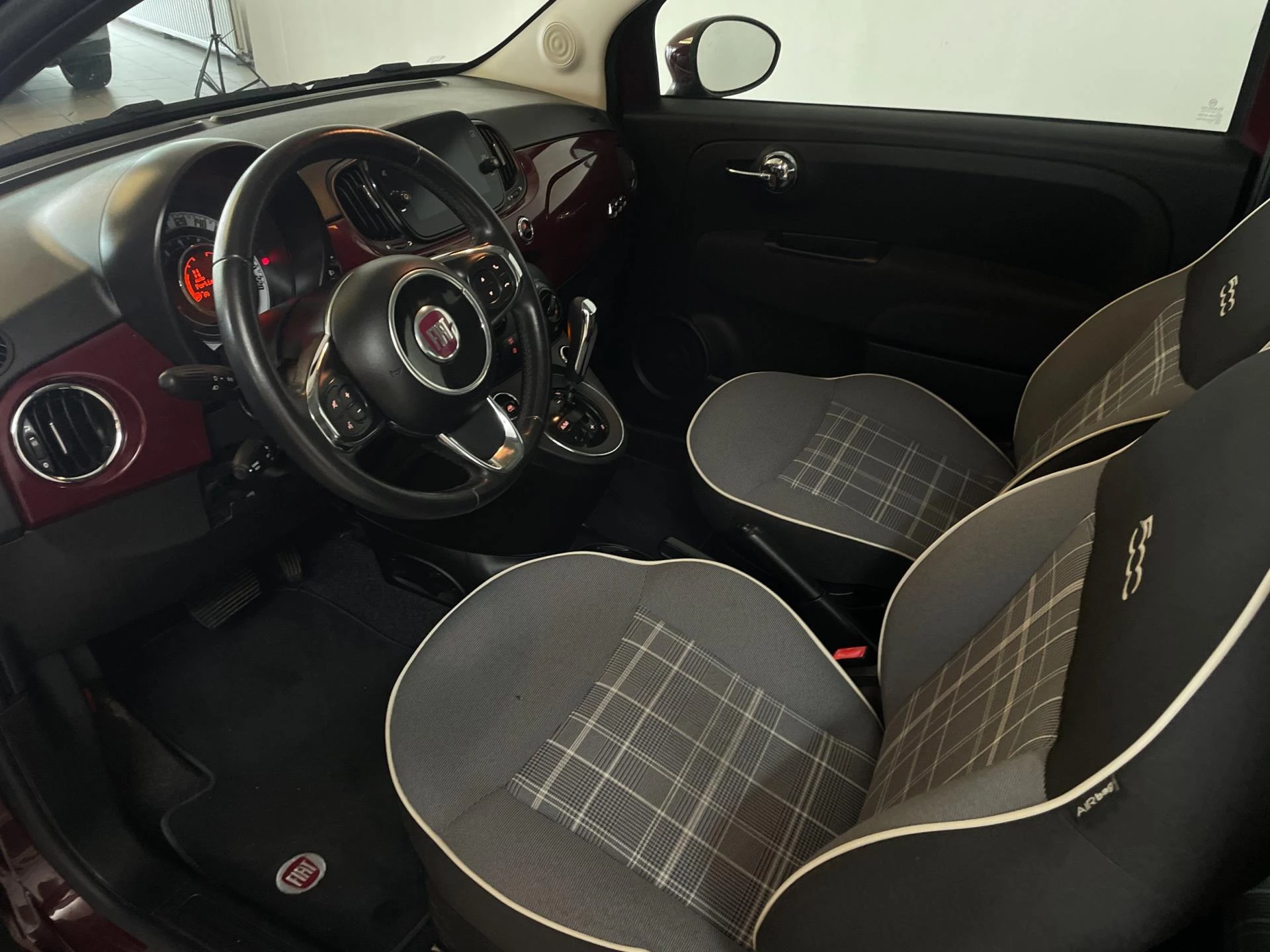Hoofdafbeelding Fiat 500