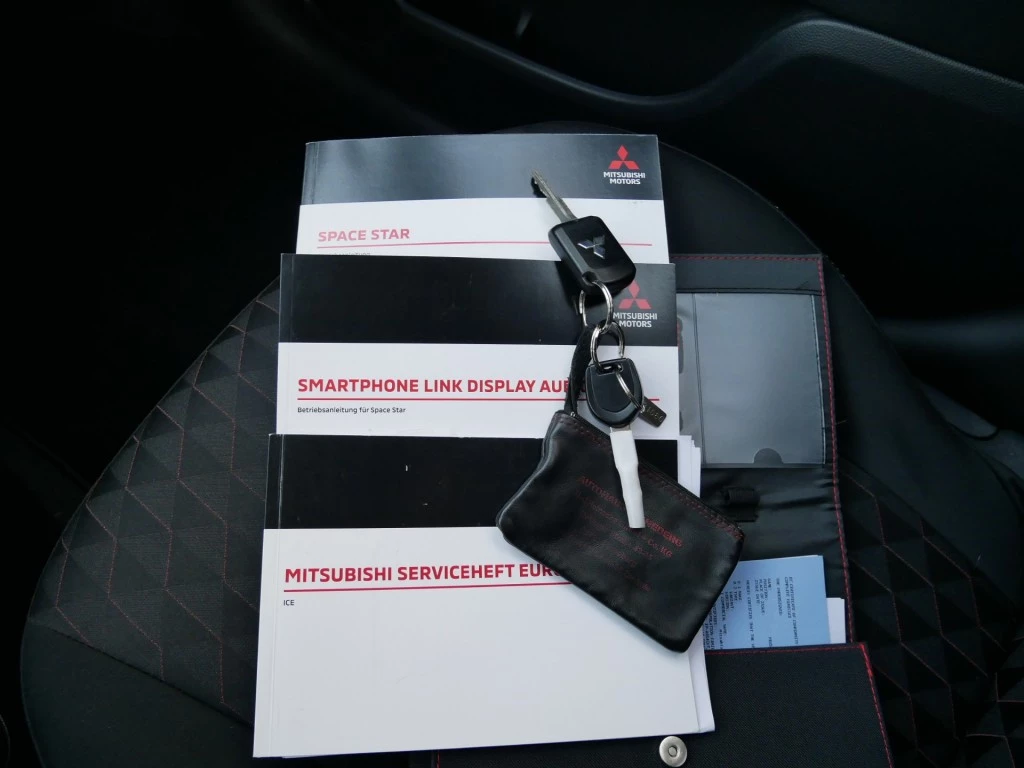 Hoofdafbeelding Mitsubishi Space Star