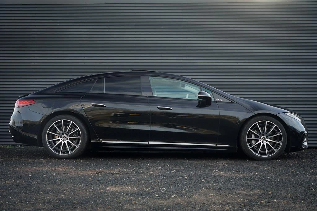 Hoofdafbeelding Mercedes-Benz EQS