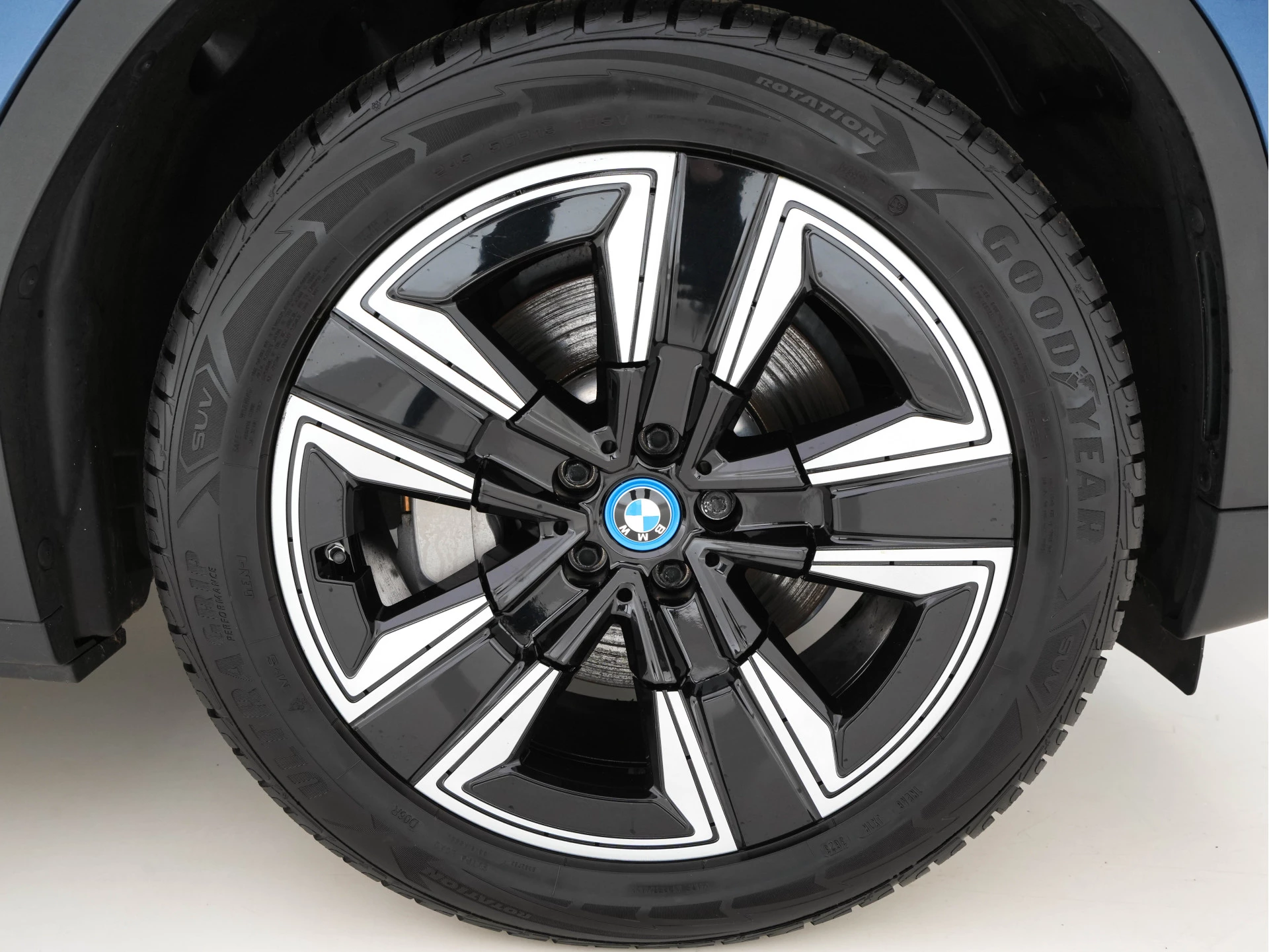 Hoofdafbeelding BMW iX3