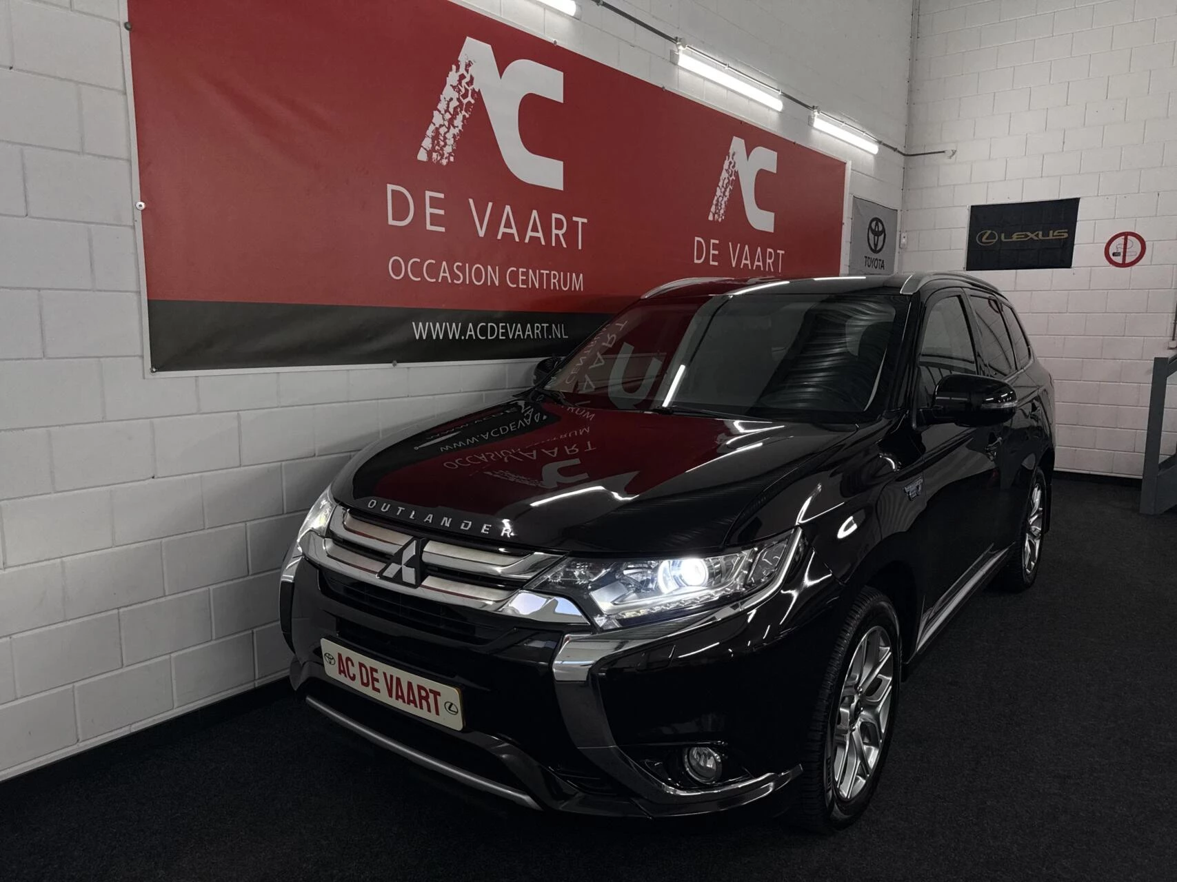 Hoofdafbeelding Mitsubishi Outlander