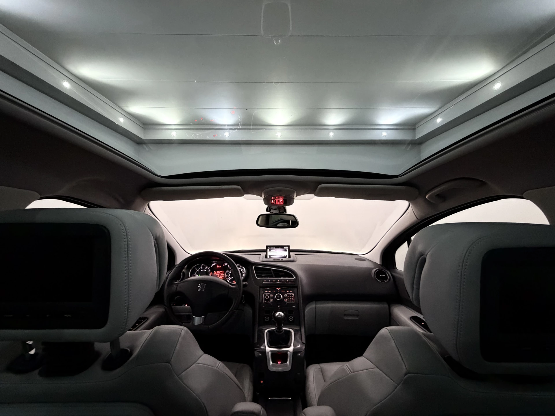Hoofdafbeelding Peugeot 5008