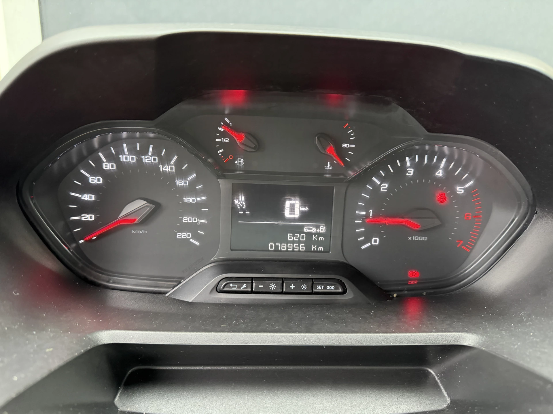 Hoofdafbeelding Peugeot Partner