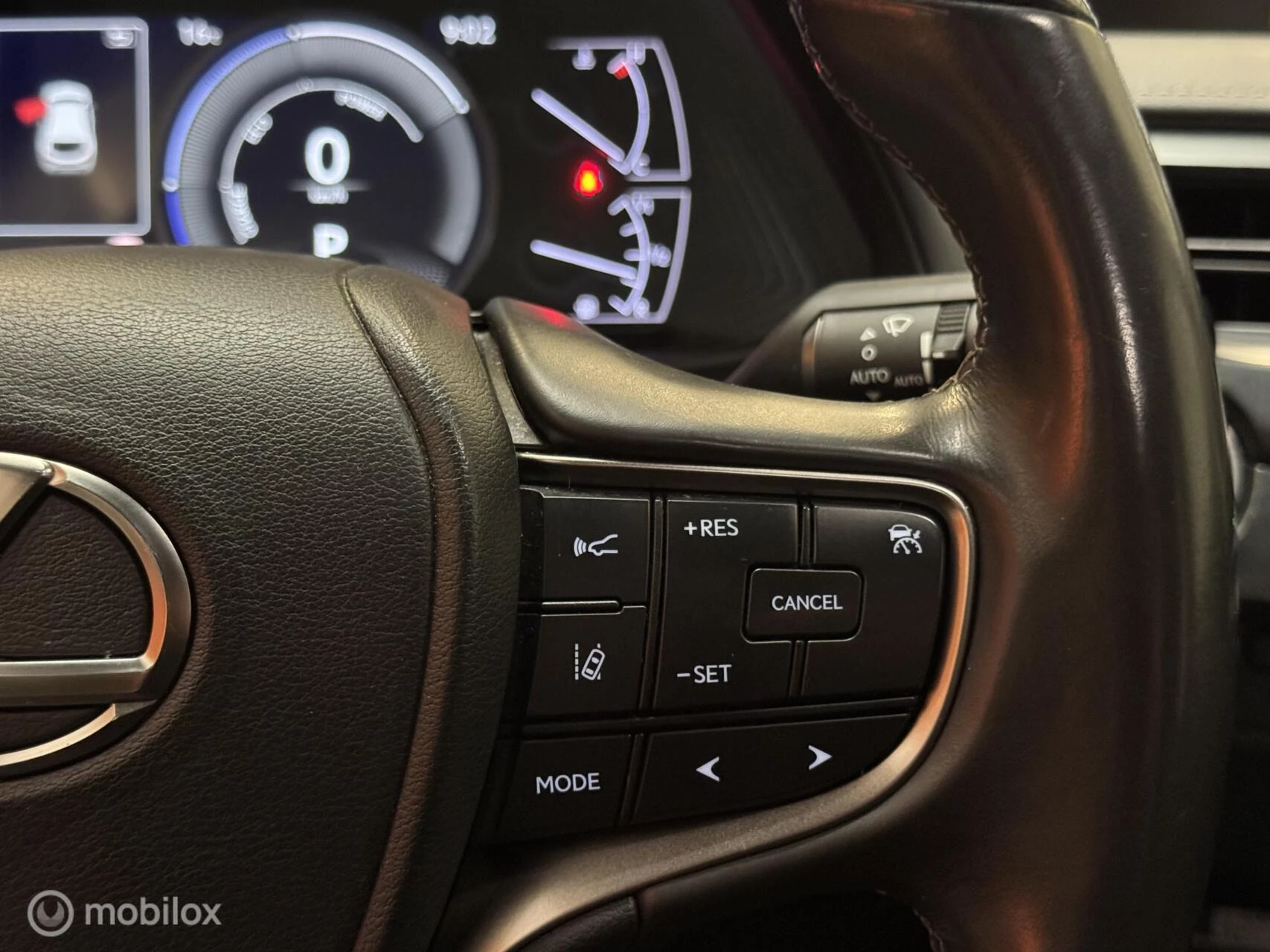 Hoofdafbeelding Lexus UX