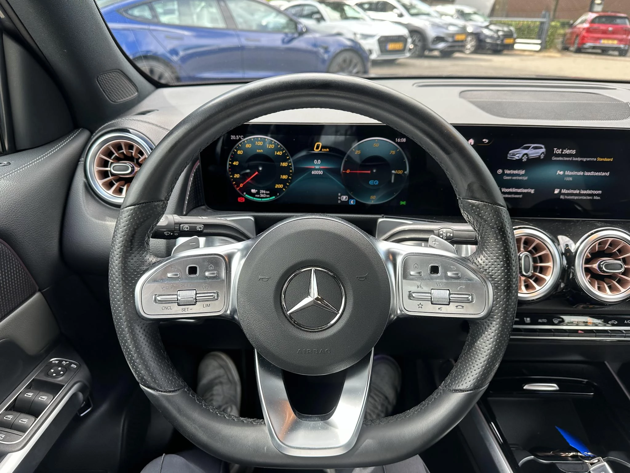 Hoofdafbeelding Mercedes-Benz EQB