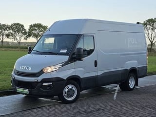 Iveco Daily 35C15V 3.0 DUBBELLUCHT 150 PK 3.0 LTR 3500 KG TREKHAAK!