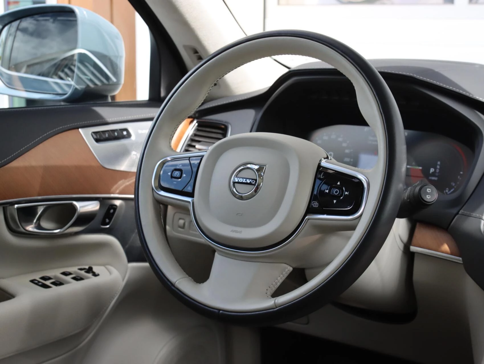 Hoofdafbeelding Volvo XC90