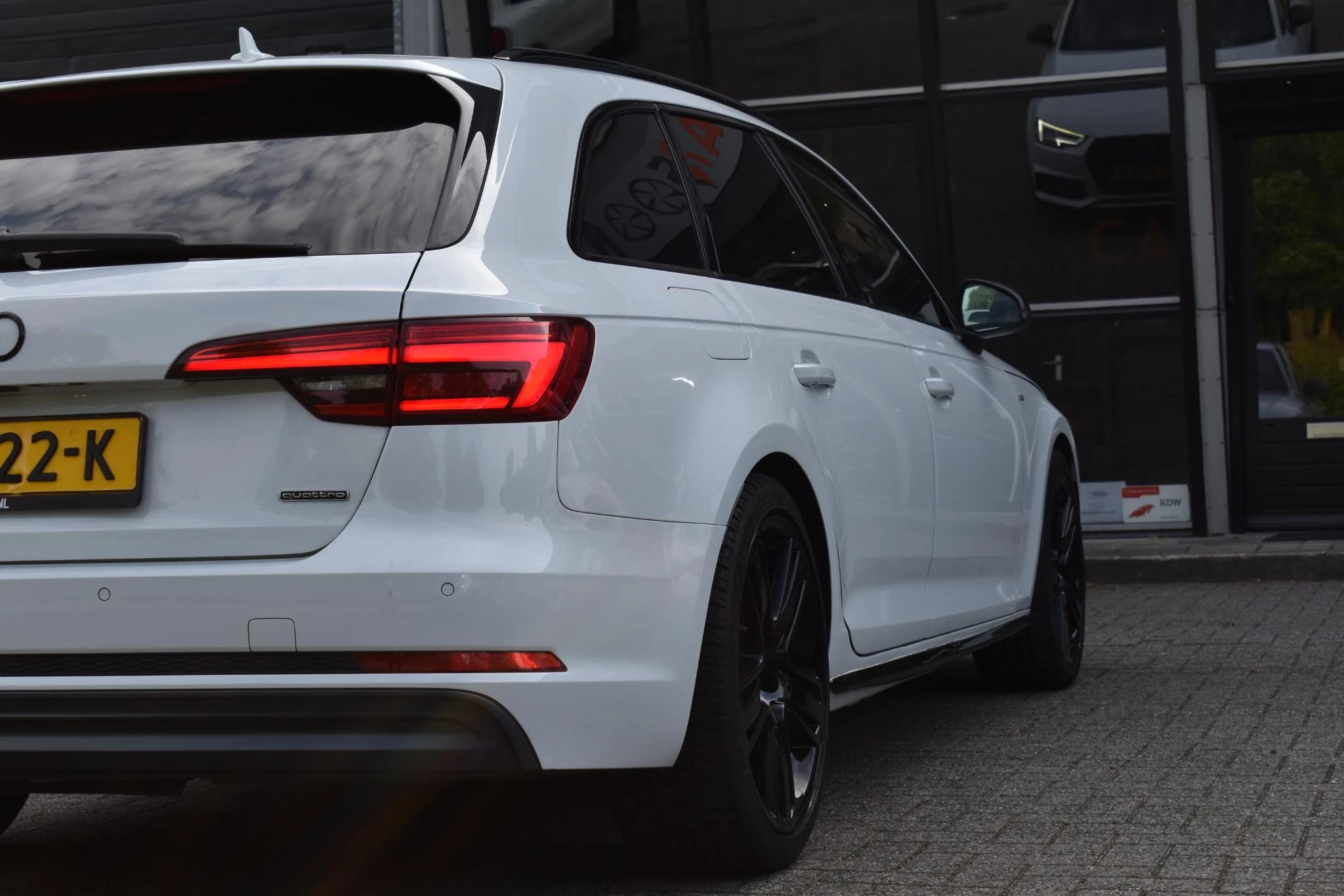 Hoofdafbeelding Audi A4