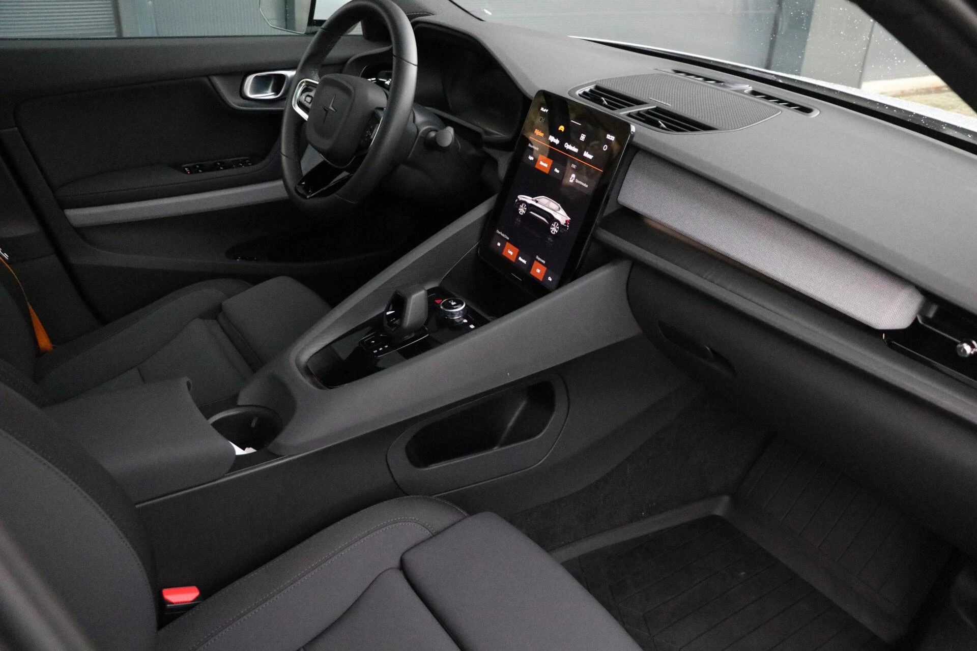 Hoofdafbeelding Polestar 2