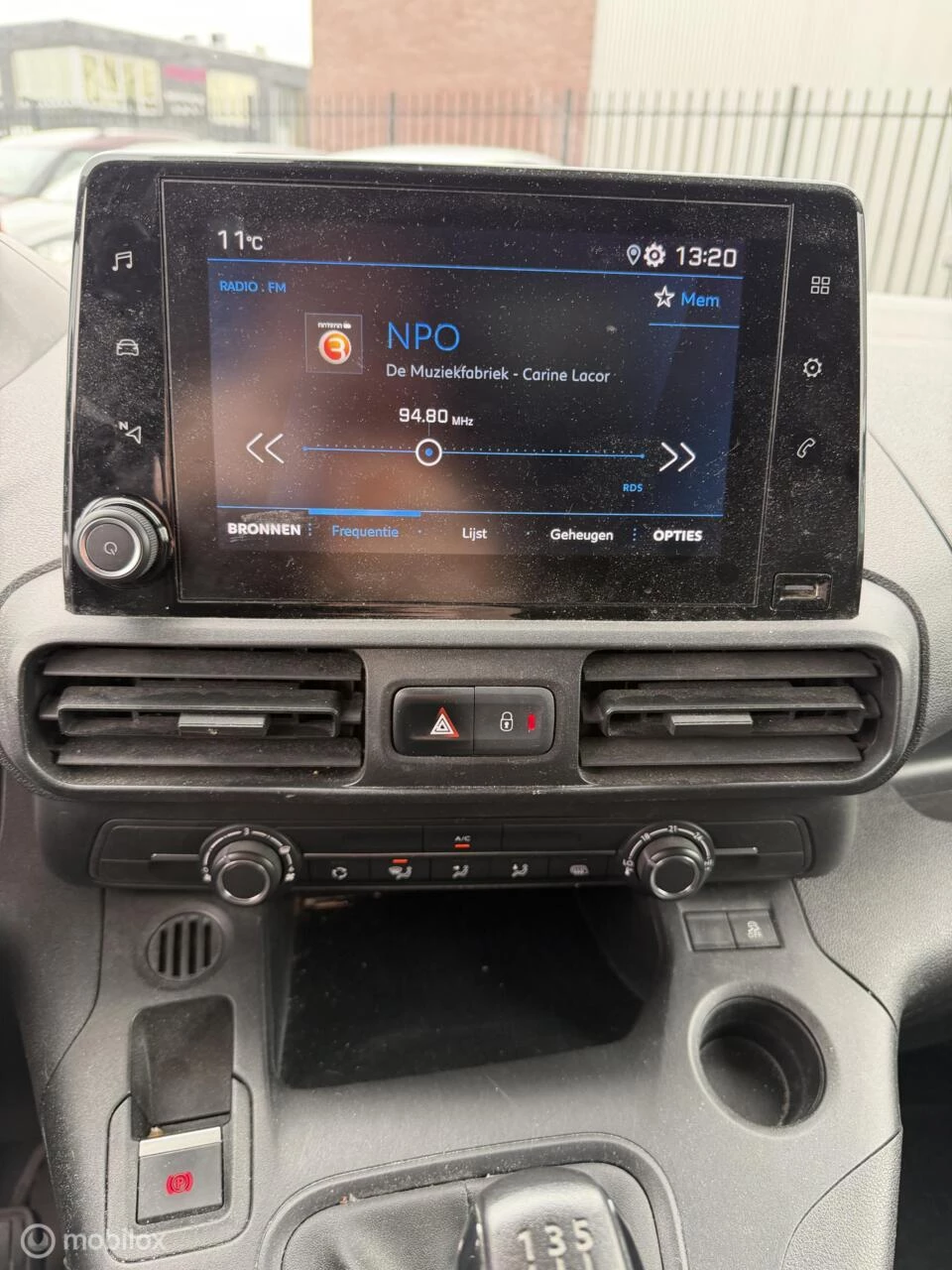 Hoofdafbeelding Peugeot Partner