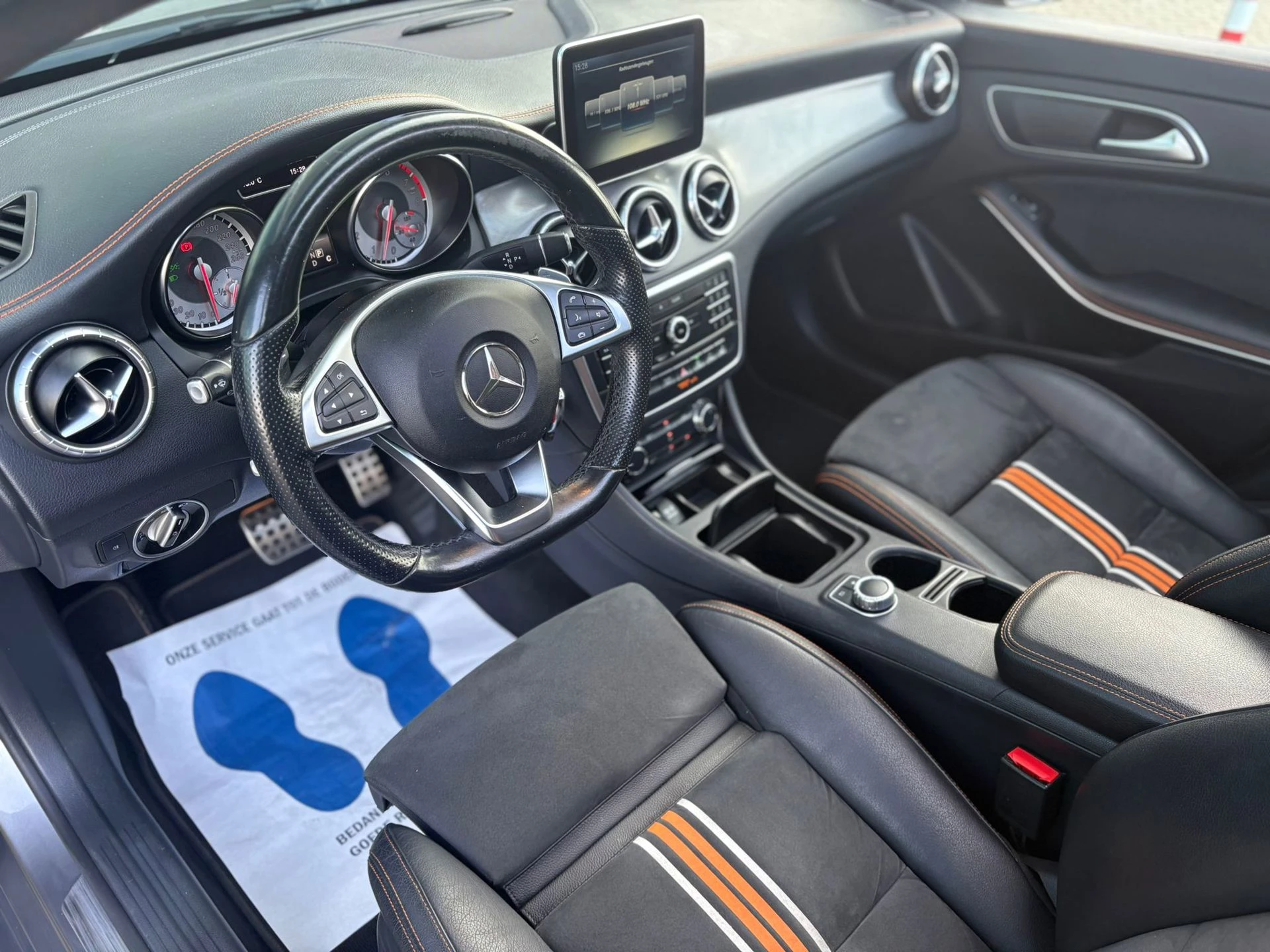 Hoofdafbeelding Mercedes-Benz CLA