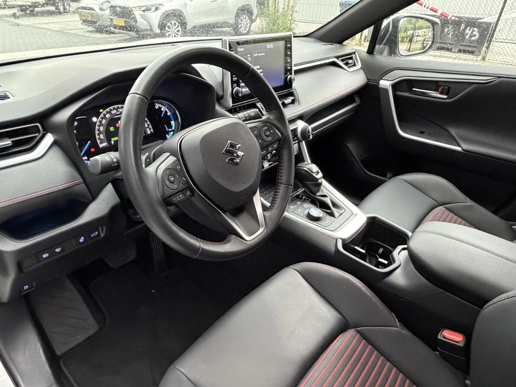 Hoofdafbeelding Toyota RAV4