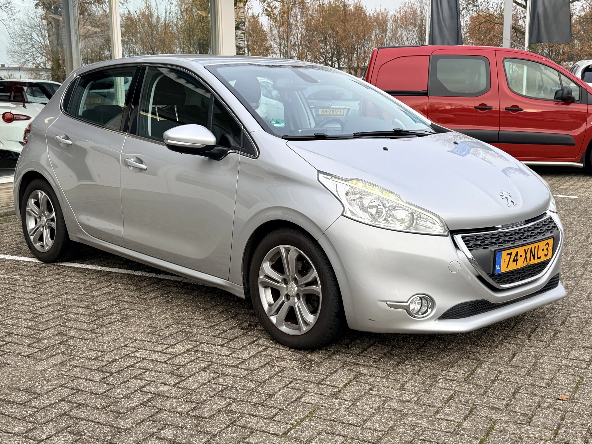 Hoofdafbeelding Peugeot 208