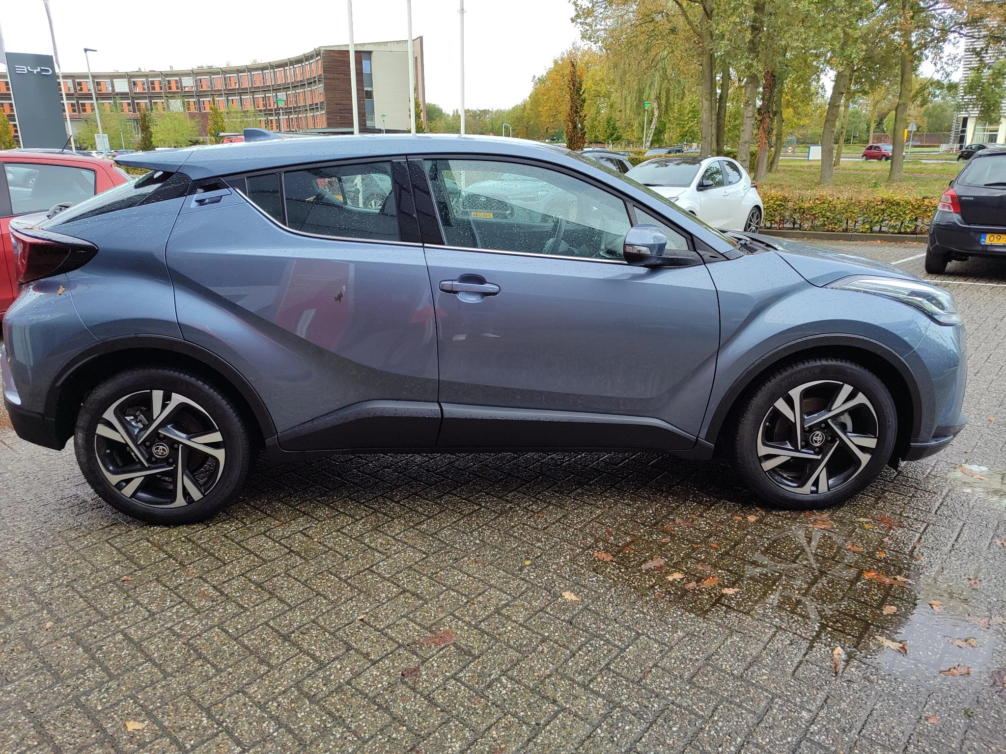 Hoofdafbeelding Toyota C-HR