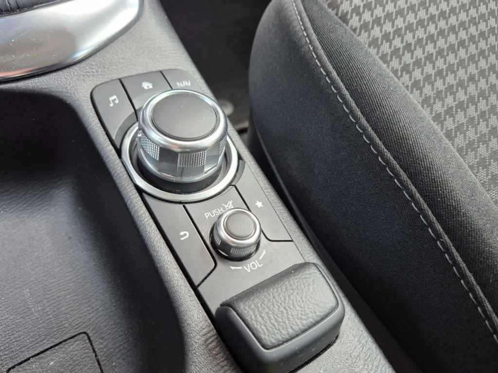 Hoofdafbeelding Mazda 2