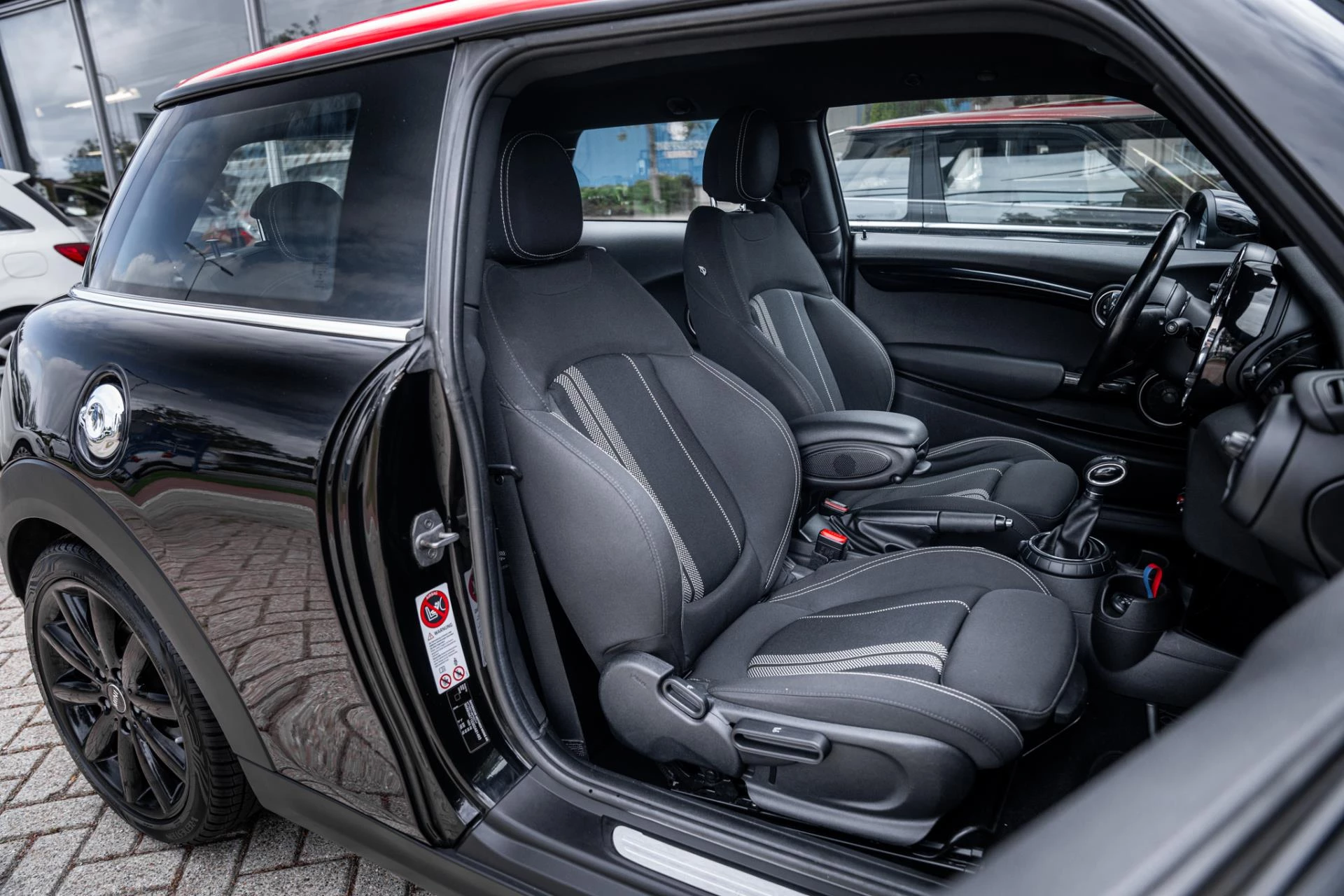 Hoofdafbeelding MINI Cooper S