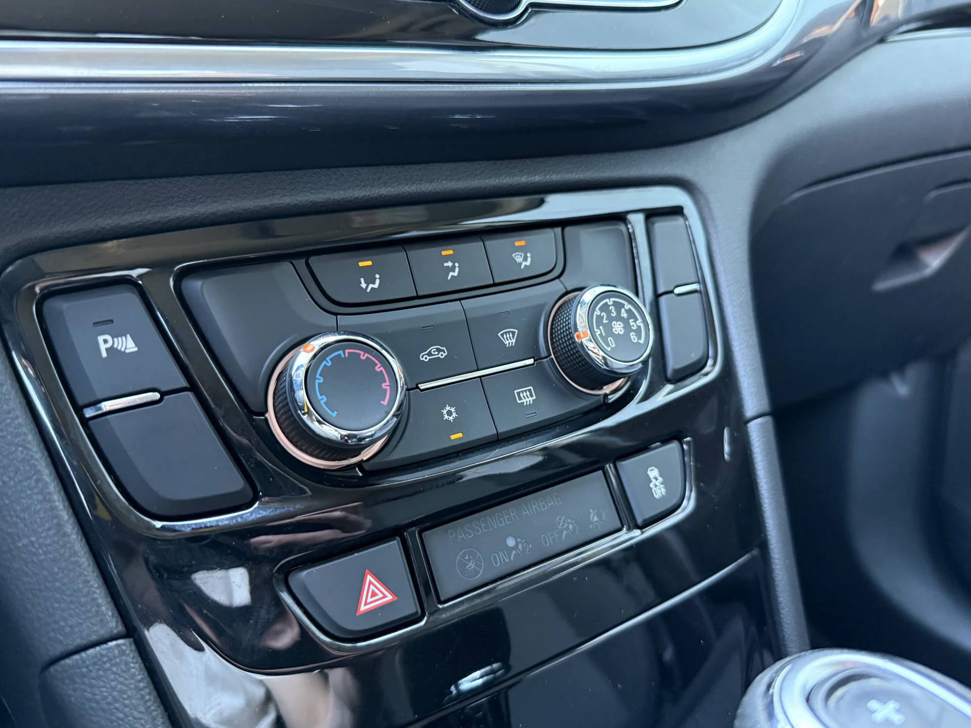 Hoofdafbeelding Opel Mokka X