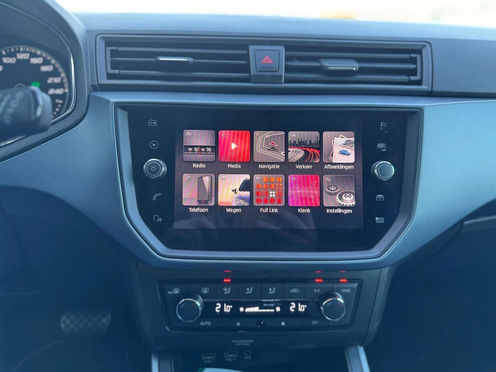 Hoofdafbeelding SEAT Arona