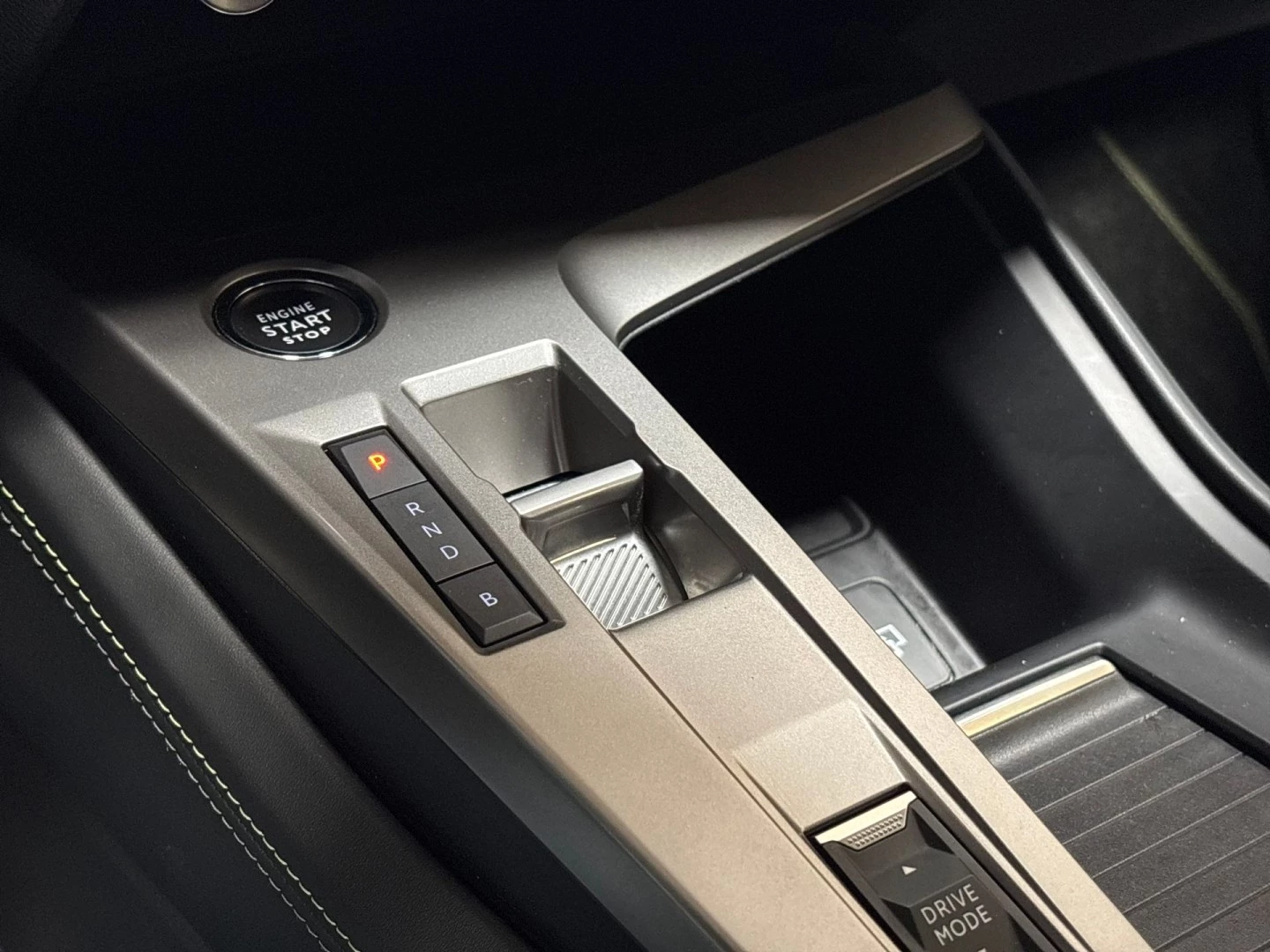 Hoofdafbeelding Peugeot 408