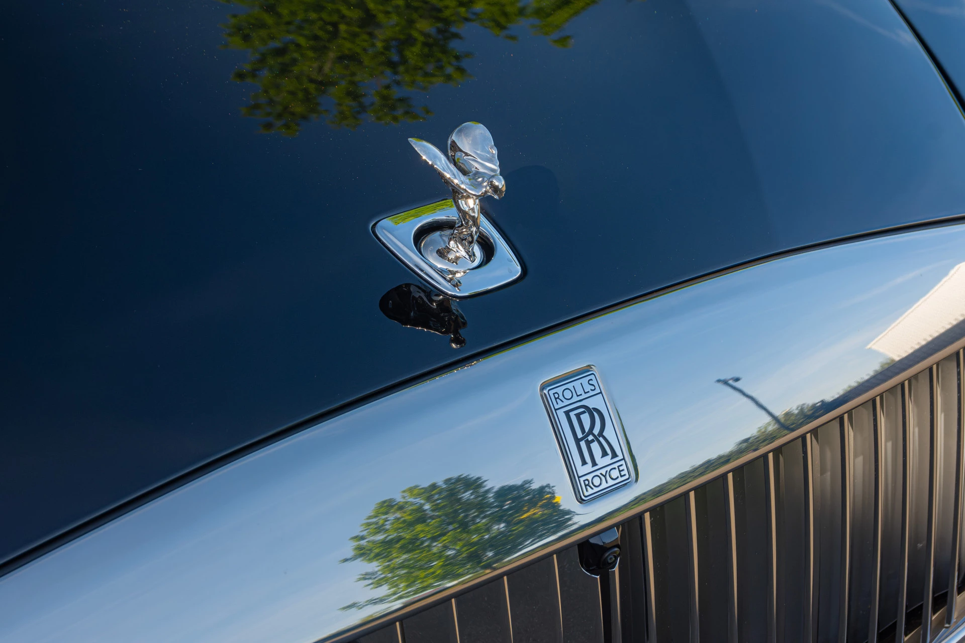 Hoofdafbeelding Rolls-Royce Spectre