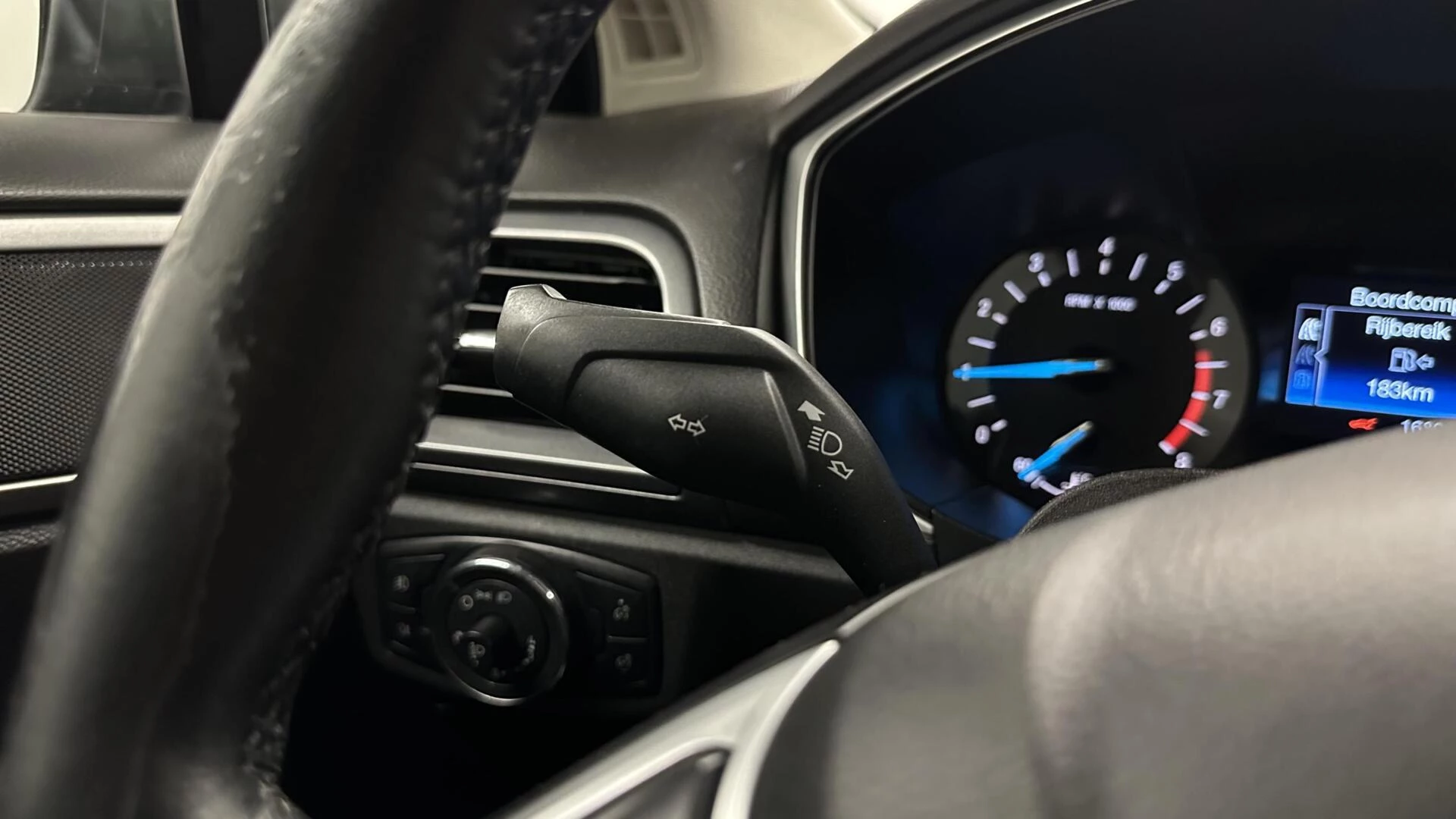 Hoofdafbeelding Ford Mondeo