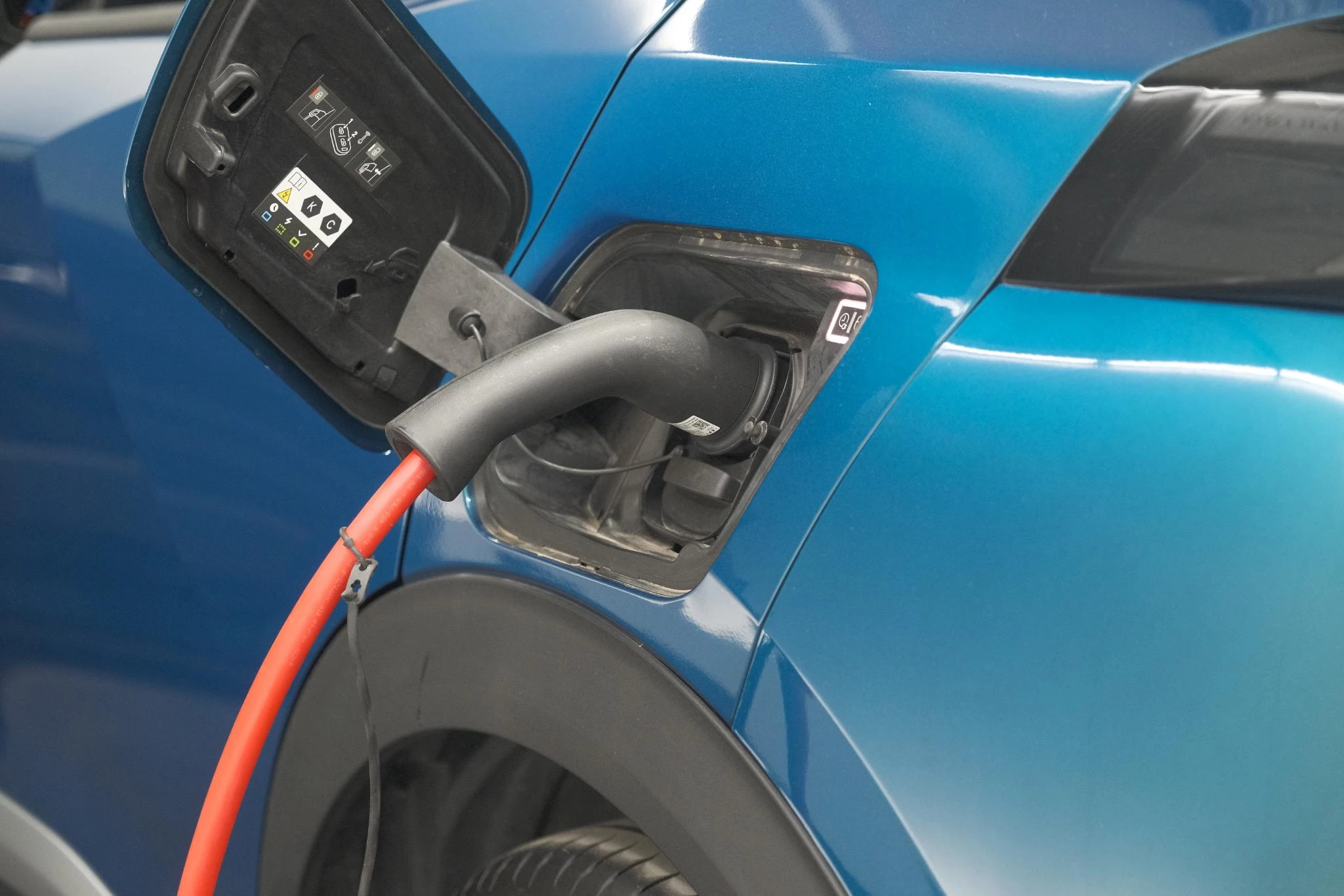 Hoofdafbeelding Peugeot e-2008