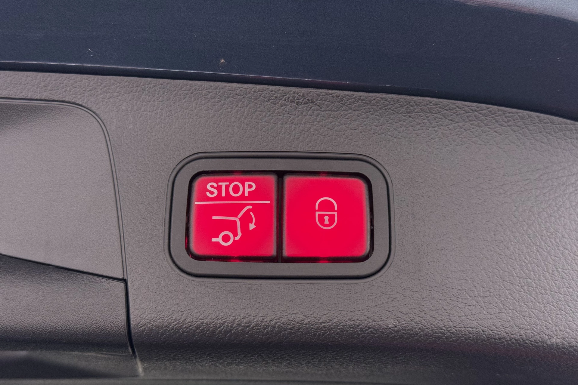 Hoofdafbeelding Mercedes-Benz EQA