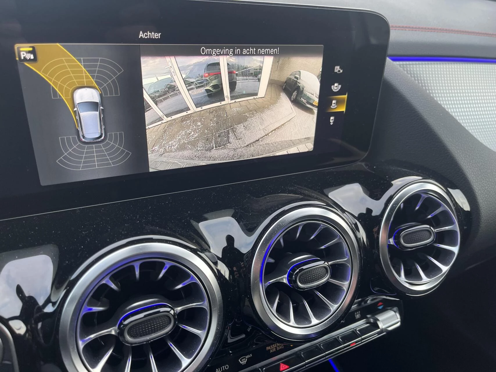 Hoofdafbeelding Mercedes-Benz EQA