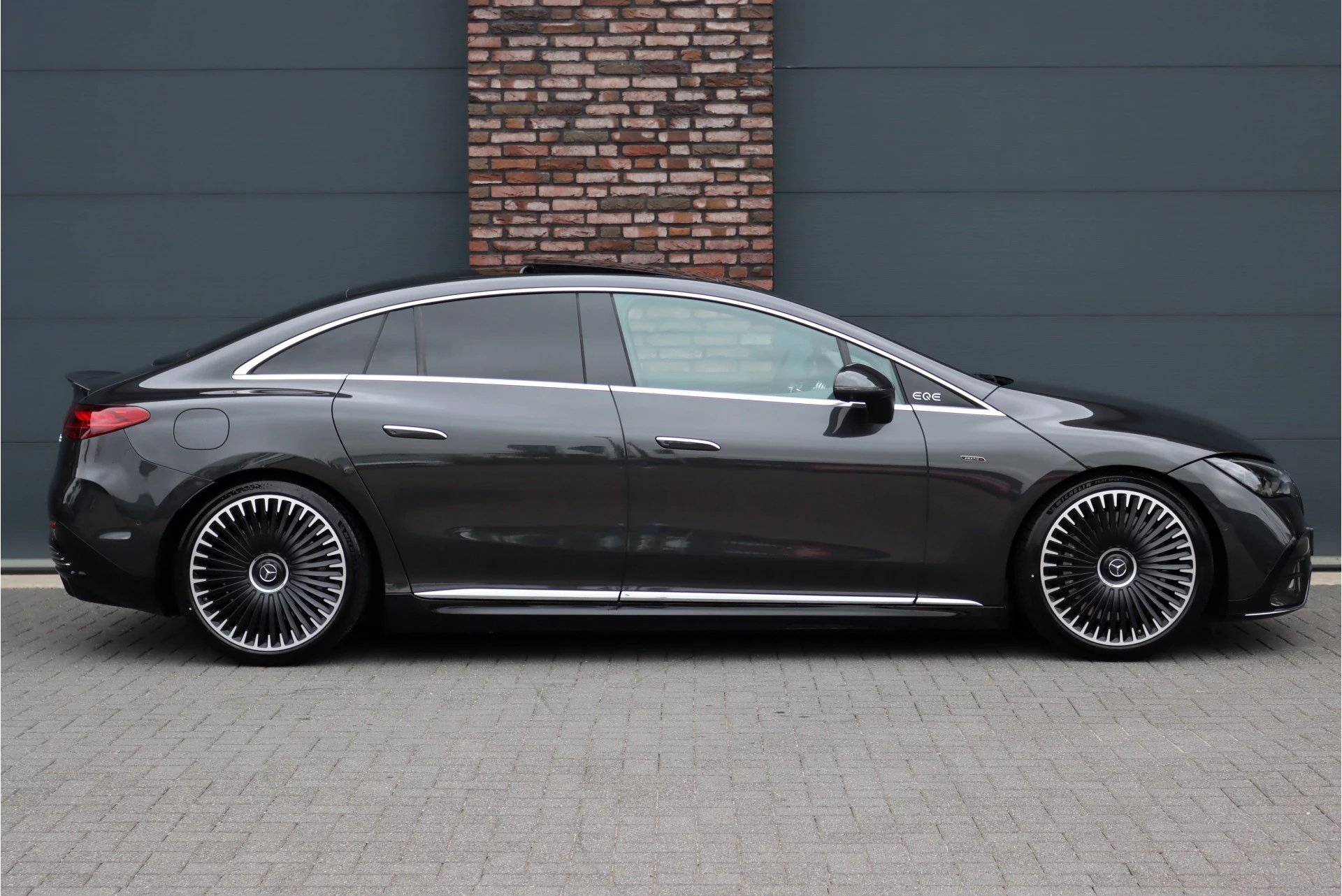 Hoofdafbeelding Mercedes-Benz EQE