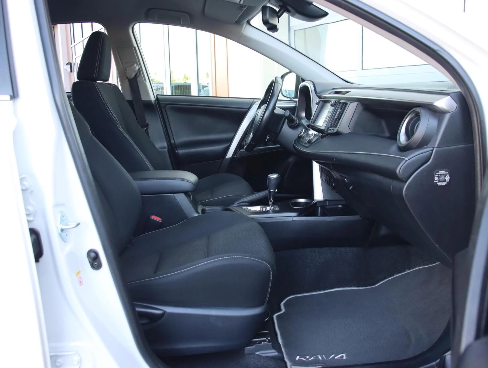 Hoofdafbeelding Toyota RAV4