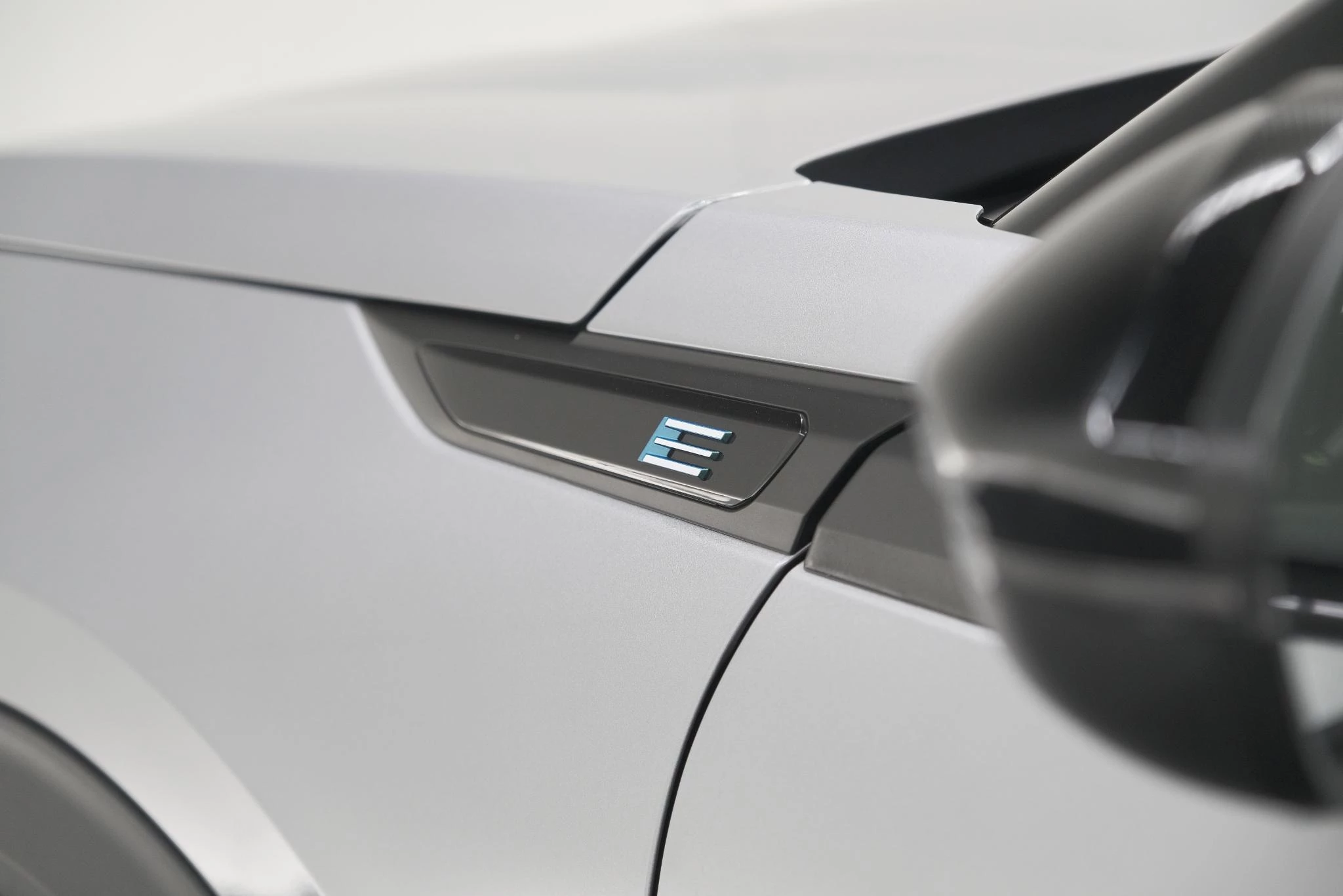 Hoofdafbeelding Peugeot e-2008