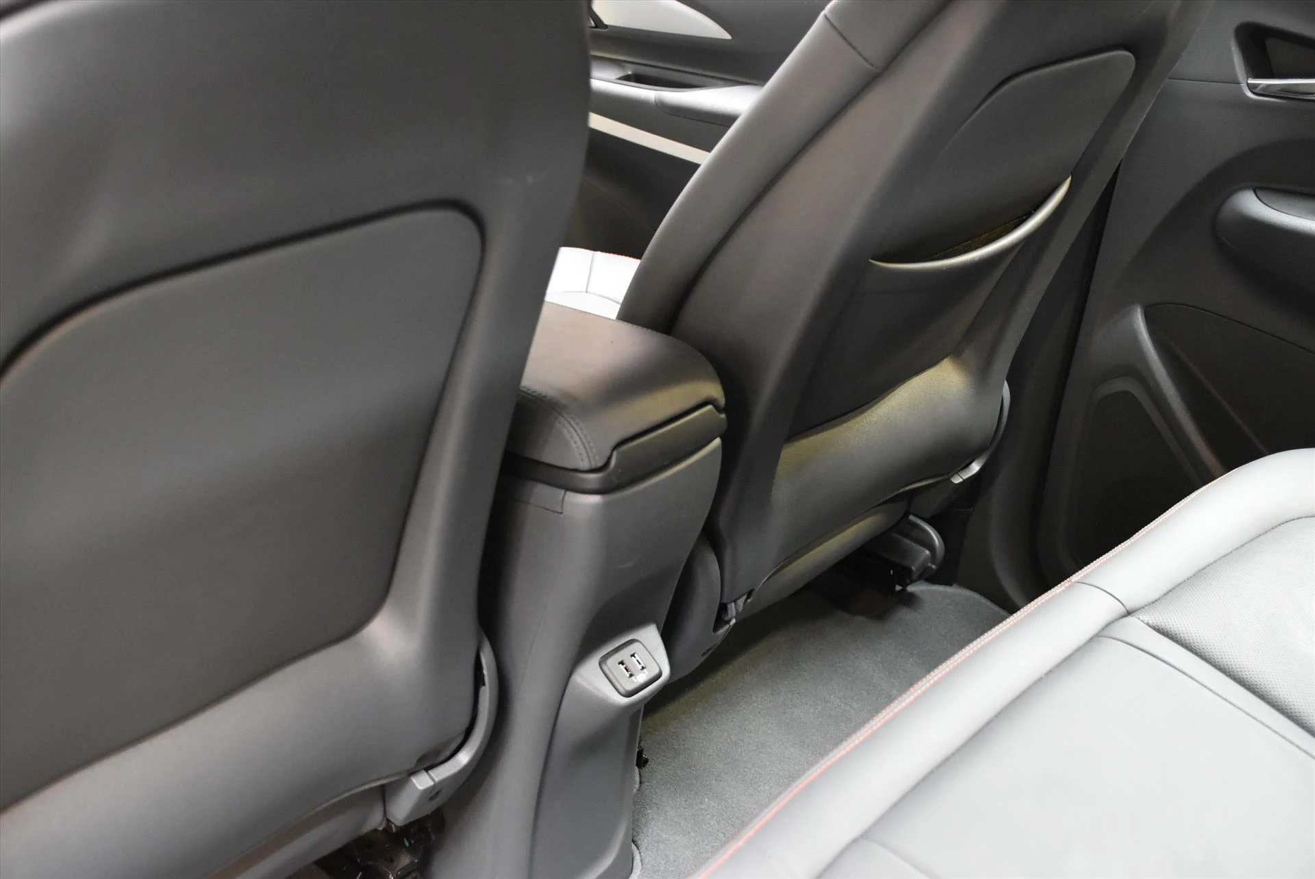Hoofdafbeelding Opel Ampera-e