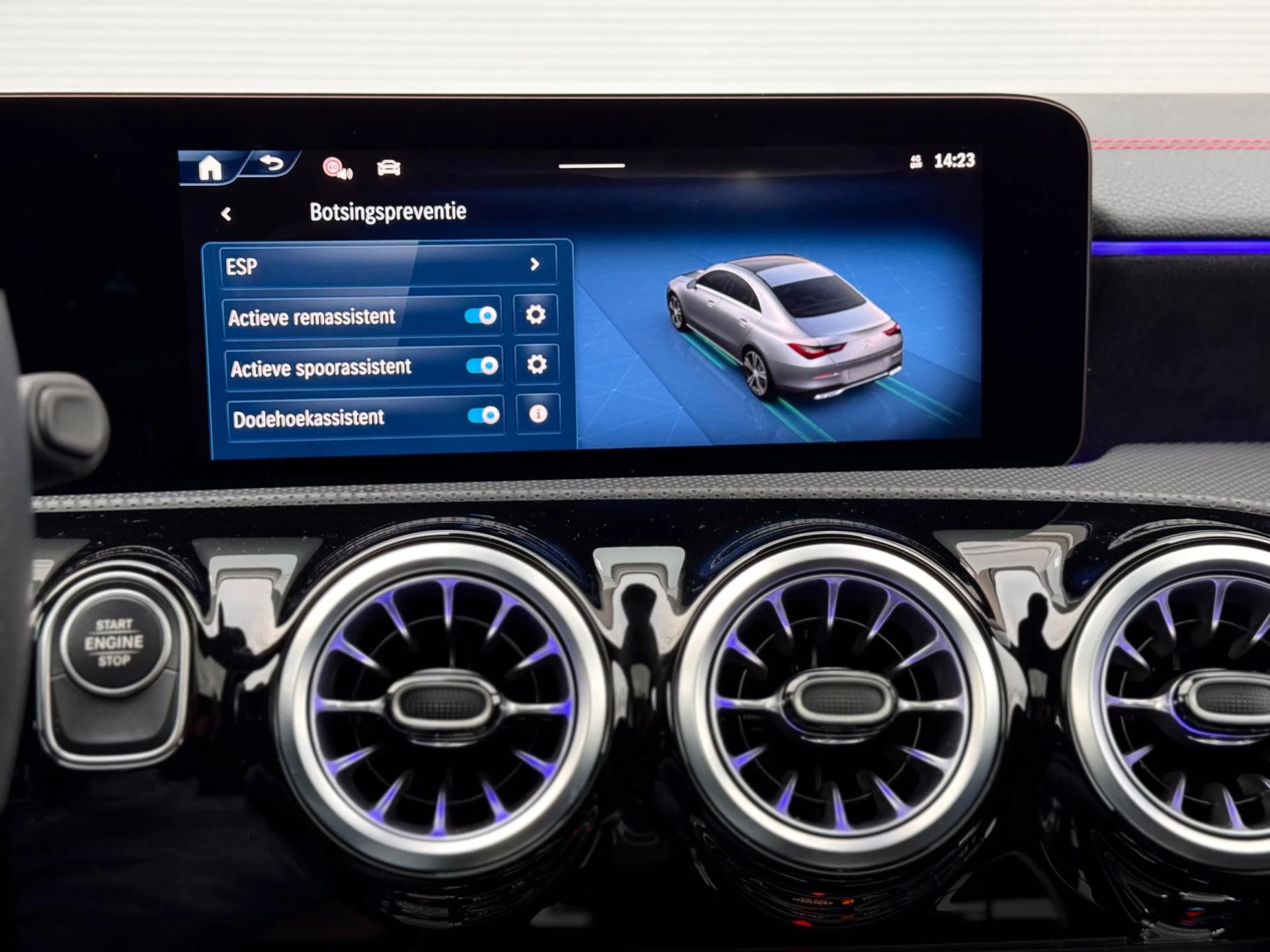 Hoofdafbeelding Mercedes-Benz CLA