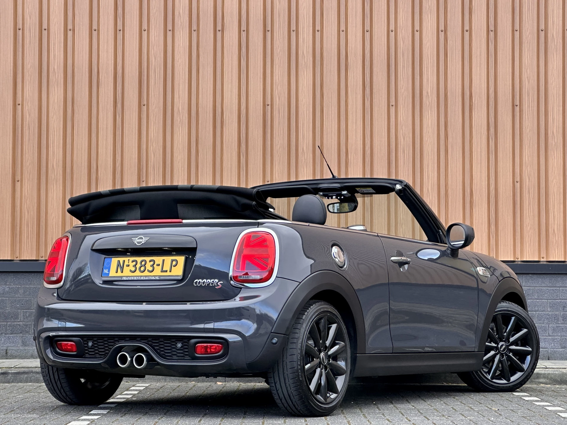 Hoofdafbeelding MINI Cooper S Cabrio