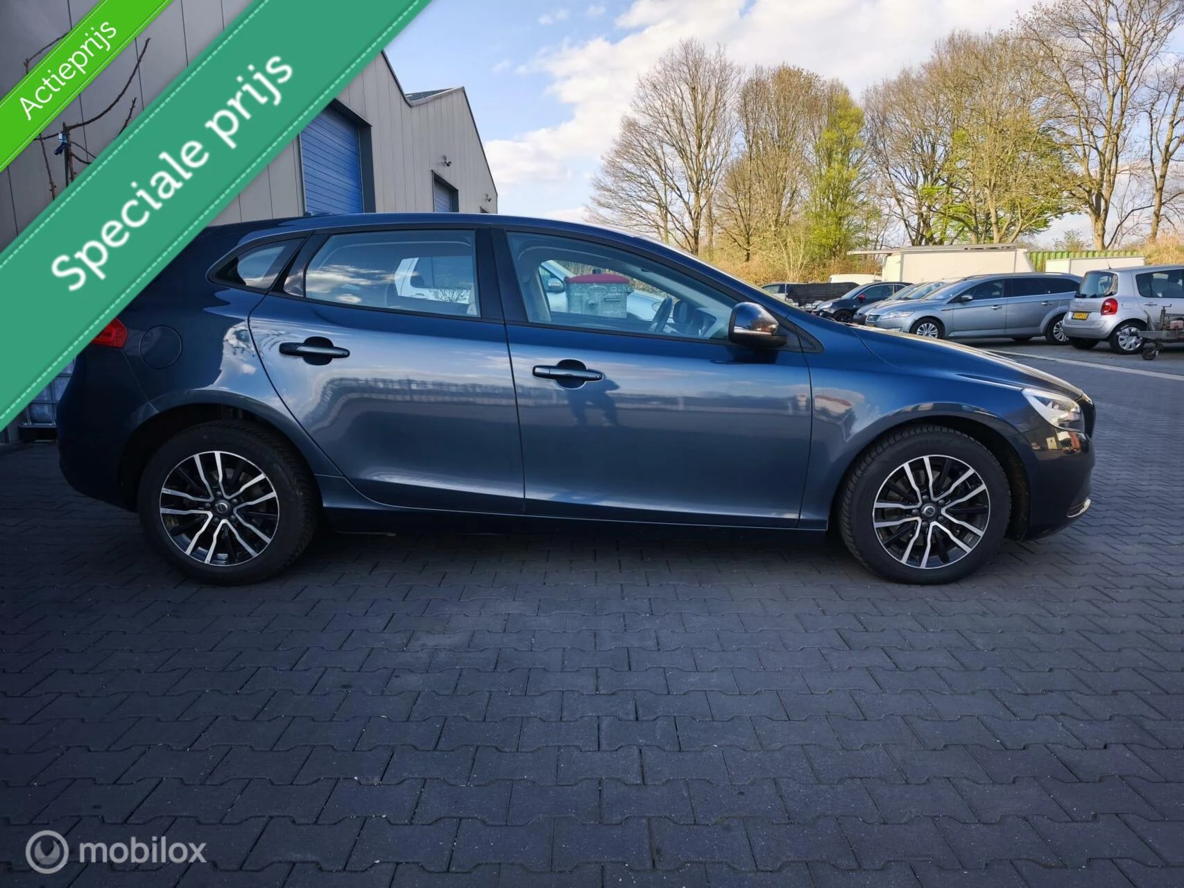 Hoofdafbeelding Volvo V40