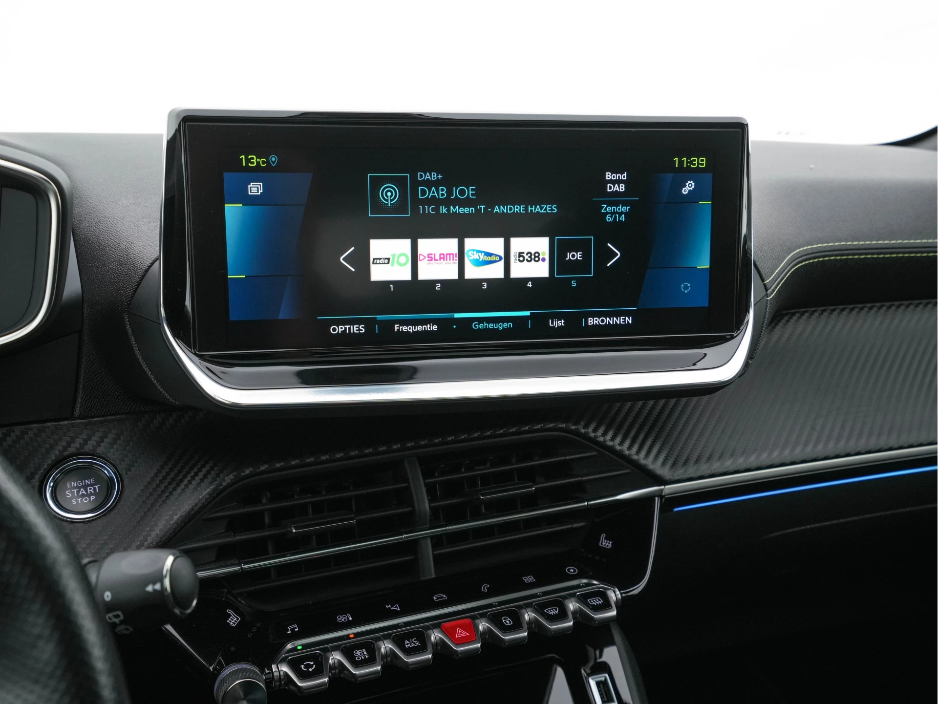 Hoofdafbeelding Peugeot e-208