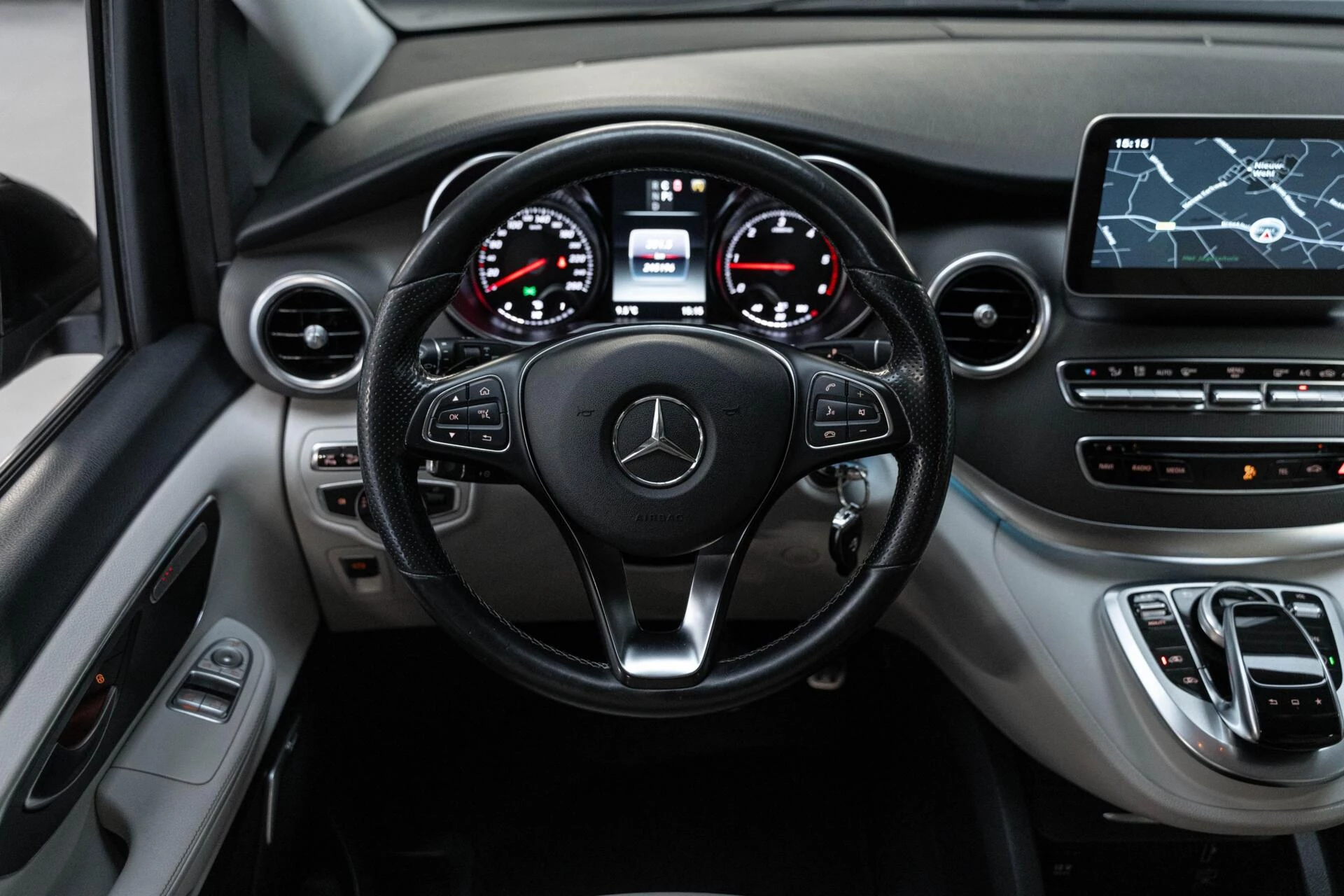 Hoofdafbeelding Mercedes-Benz V-Klasse