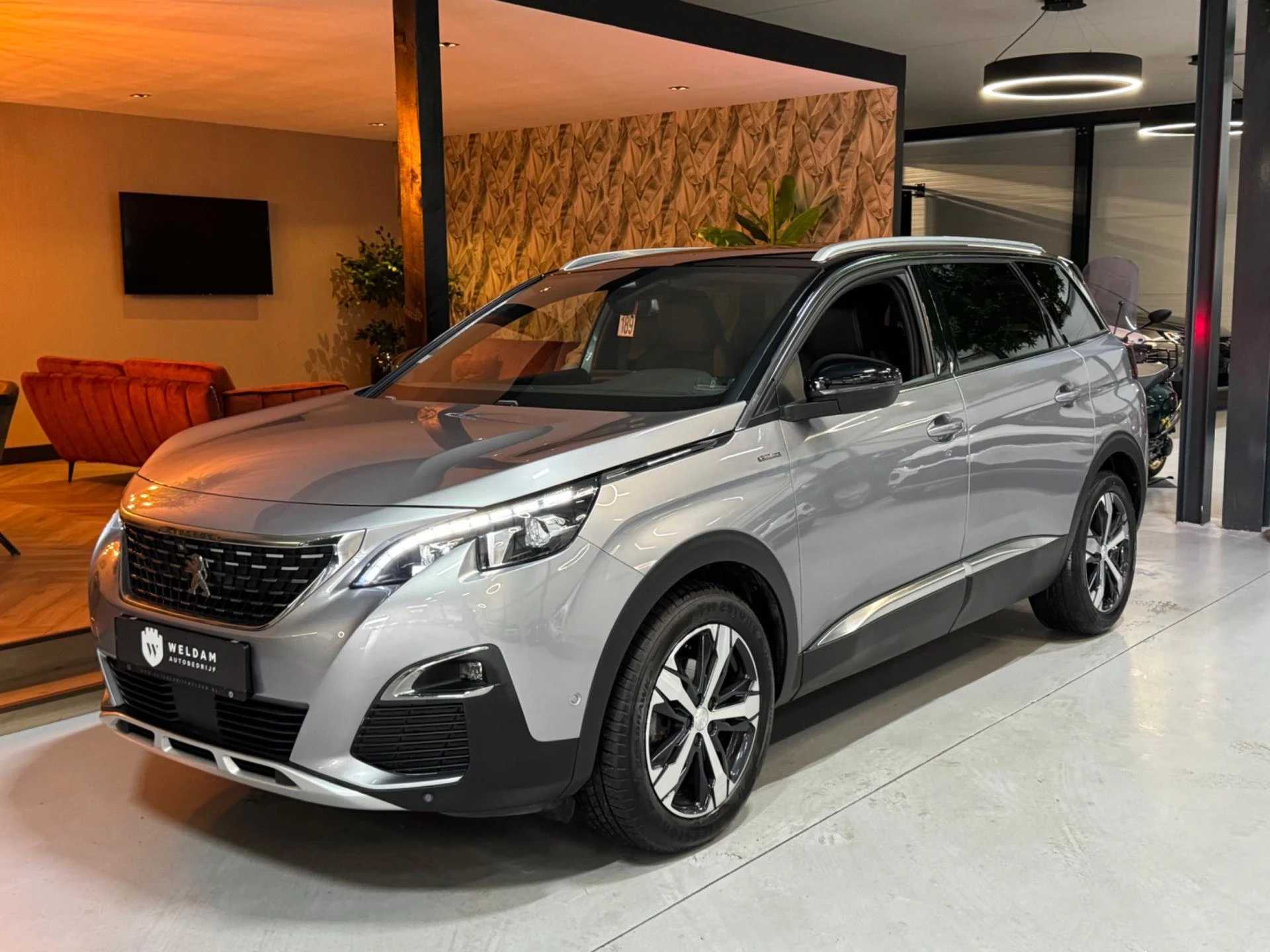 Hoofdafbeelding Peugeot 5008