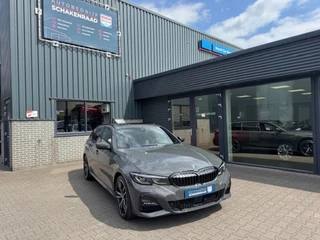 BMW 3 Serie Touring 330e High Executive M-Sport Panoramadak Adapt BTWLED