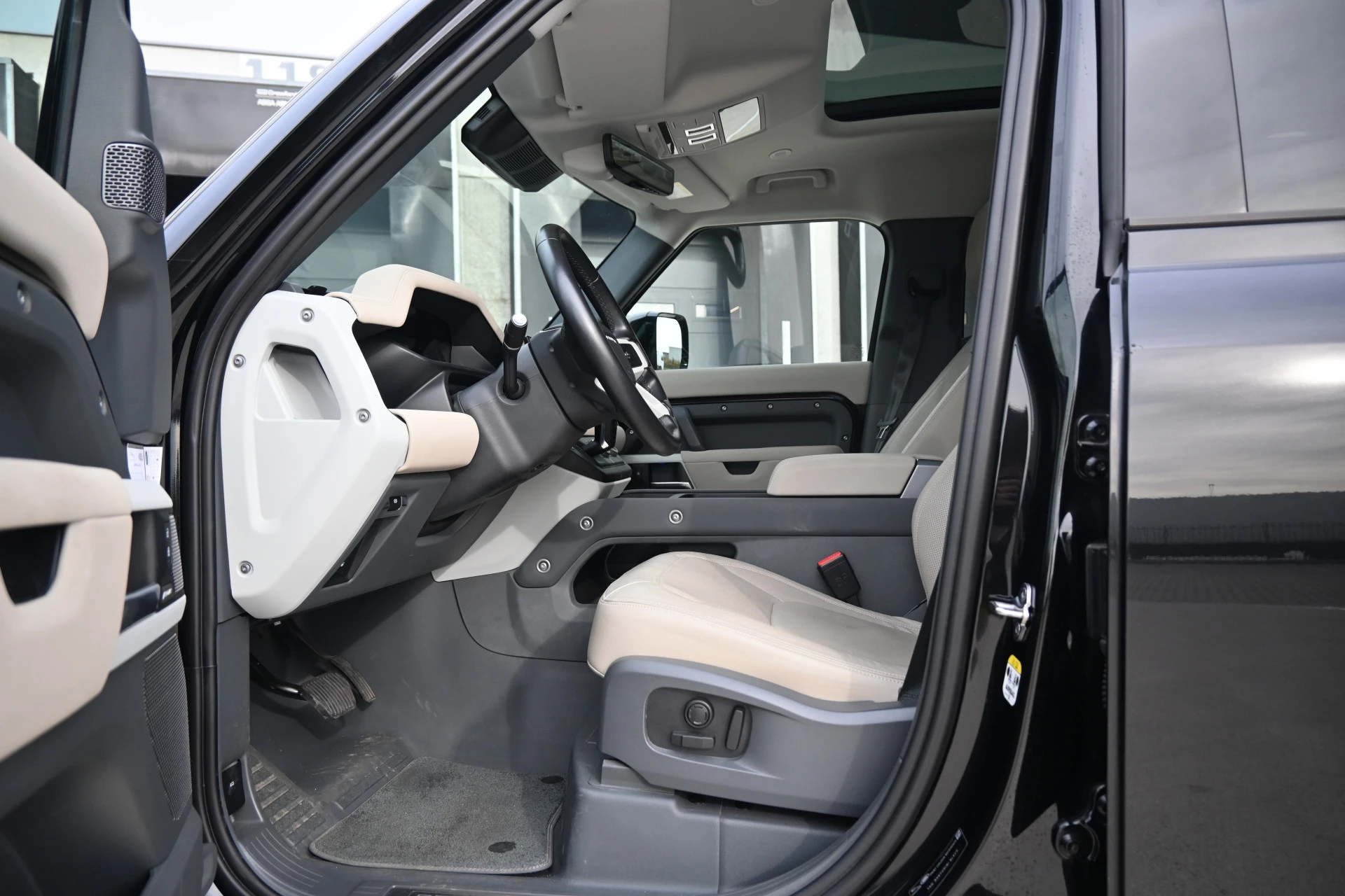 Hoofdafbeelding Land Rover Defender