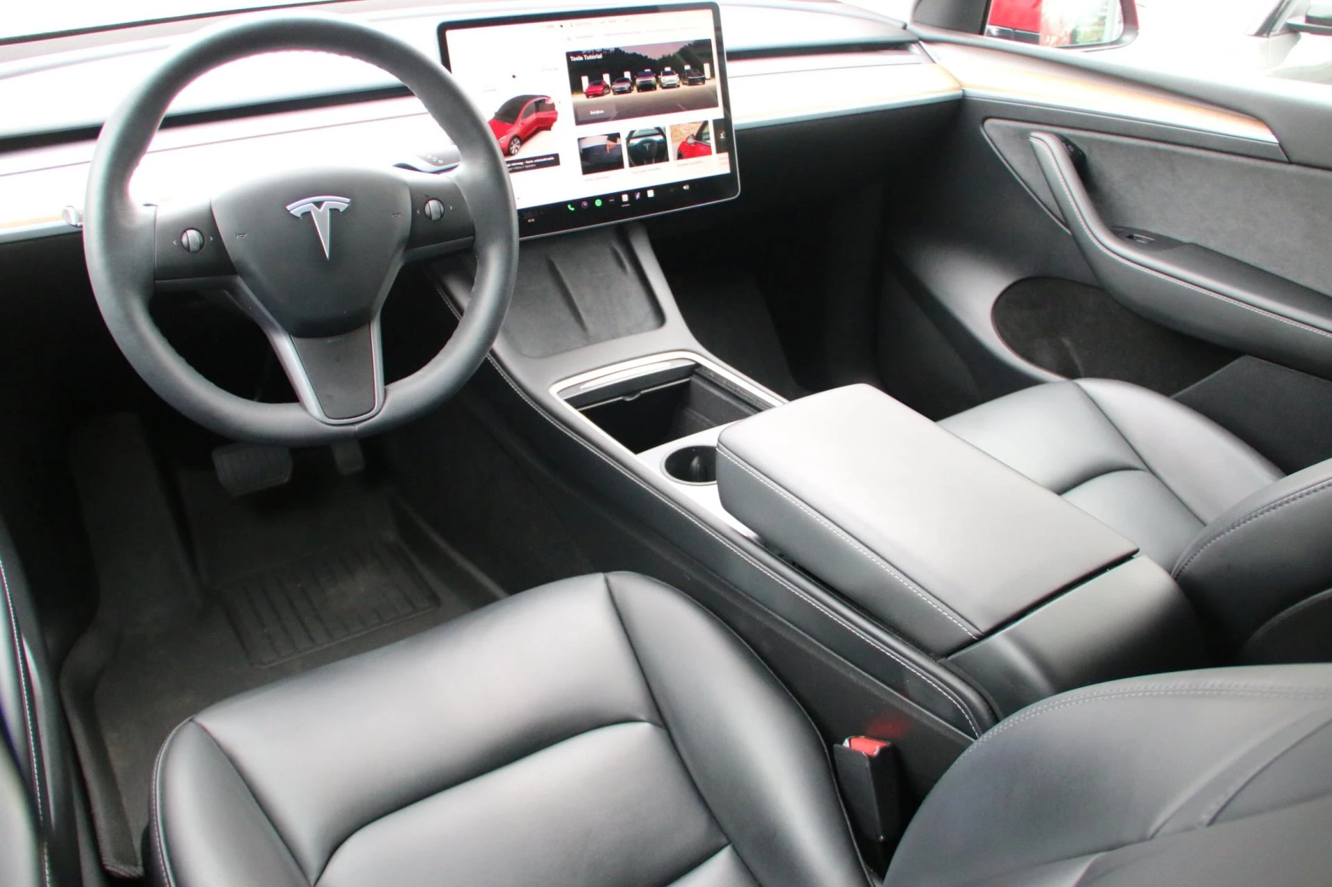 Hoofdafbeelding Tesla Model Y