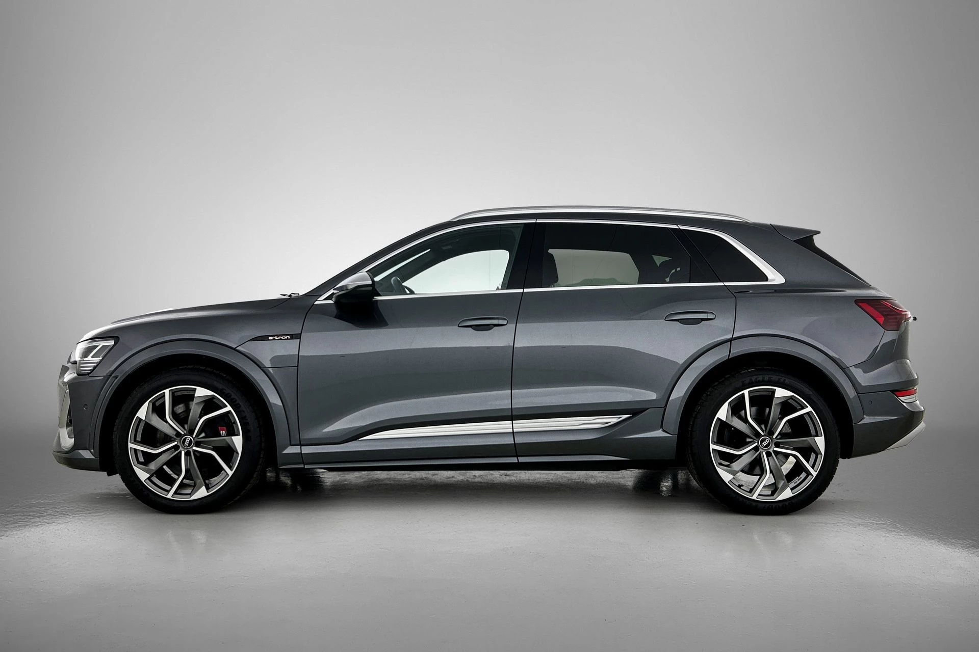 Hoofdafbeelding Audi e-tron