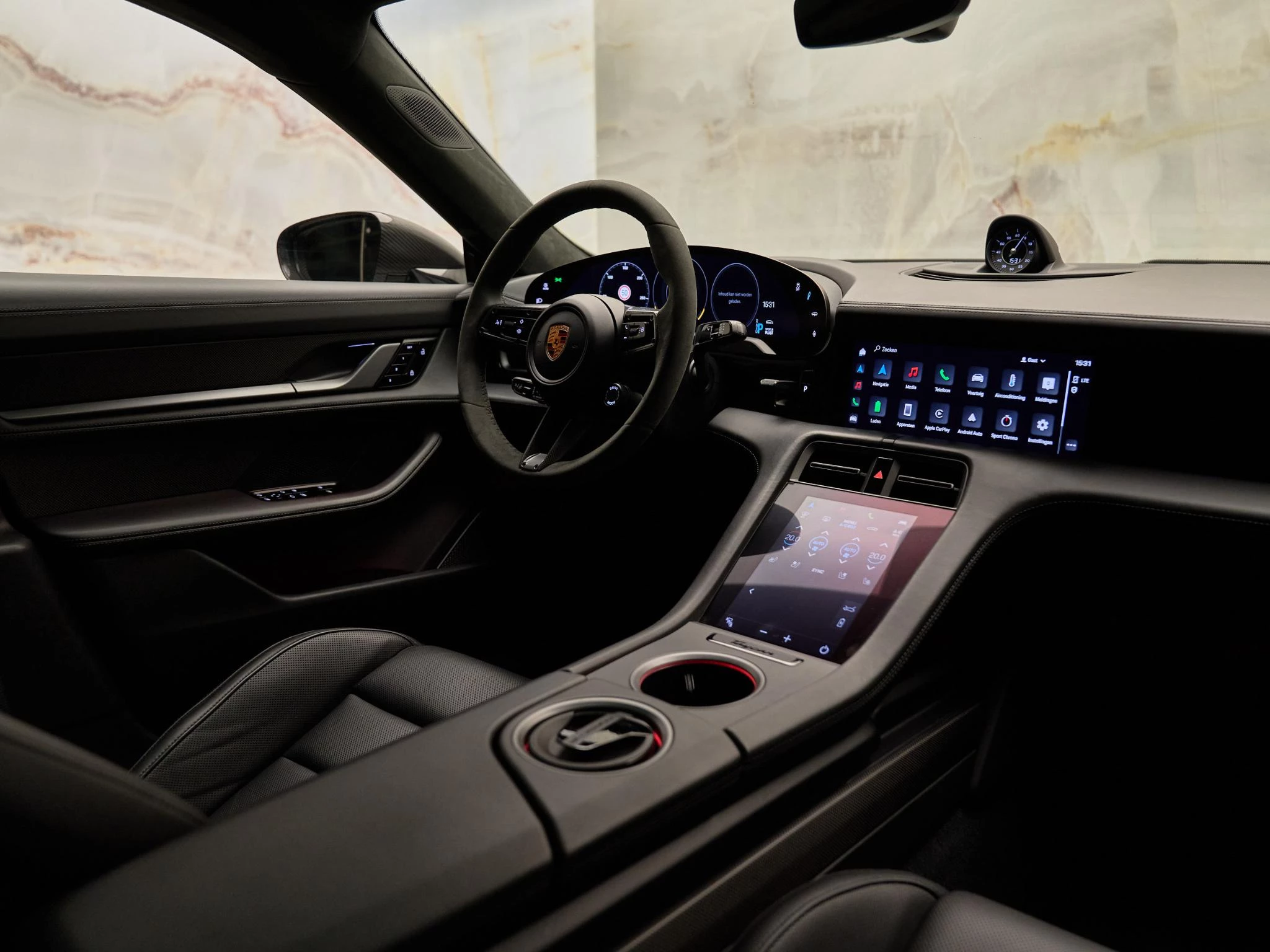 Hoofdafbeelding Porsche Taycan