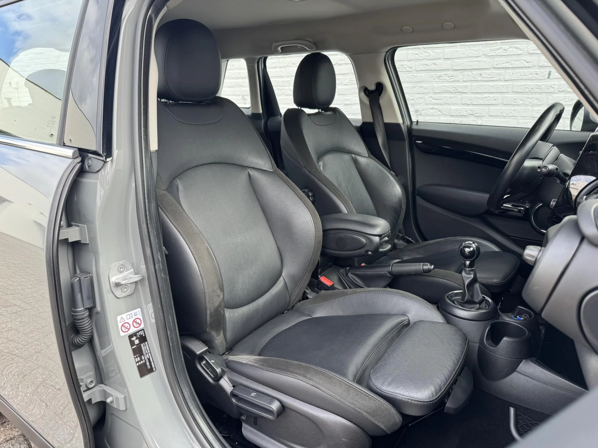 Hoofdafbeelding MINI 5-deurs